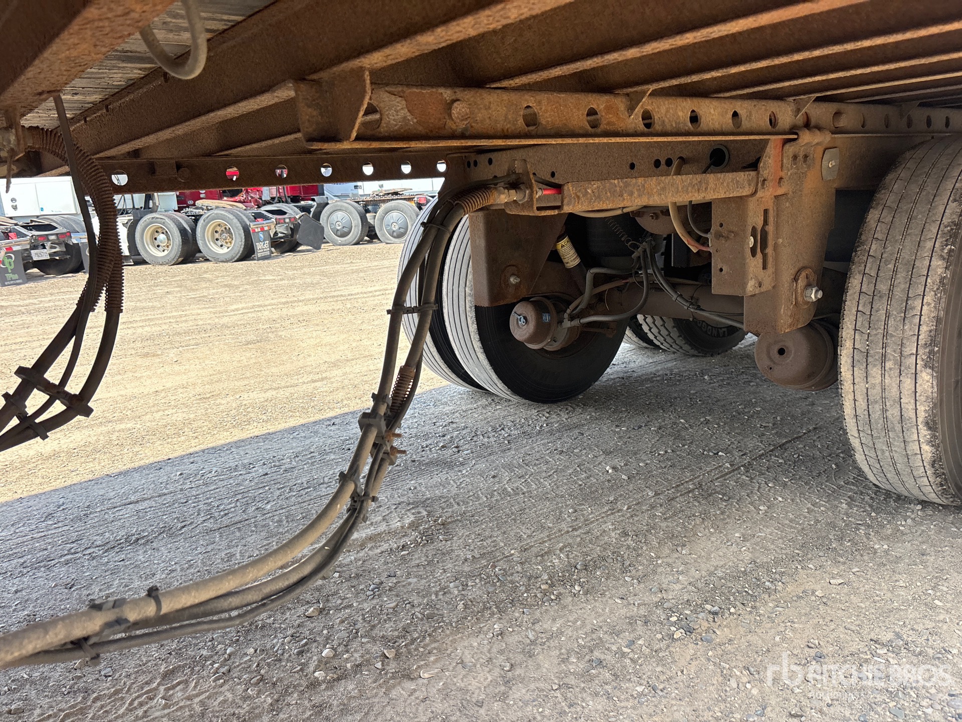 2007 Utility 53 ft x 102 in T/A