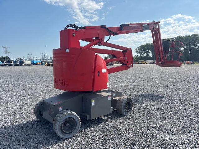 2017 Haulotte HA15IP Articulating Boom Lift