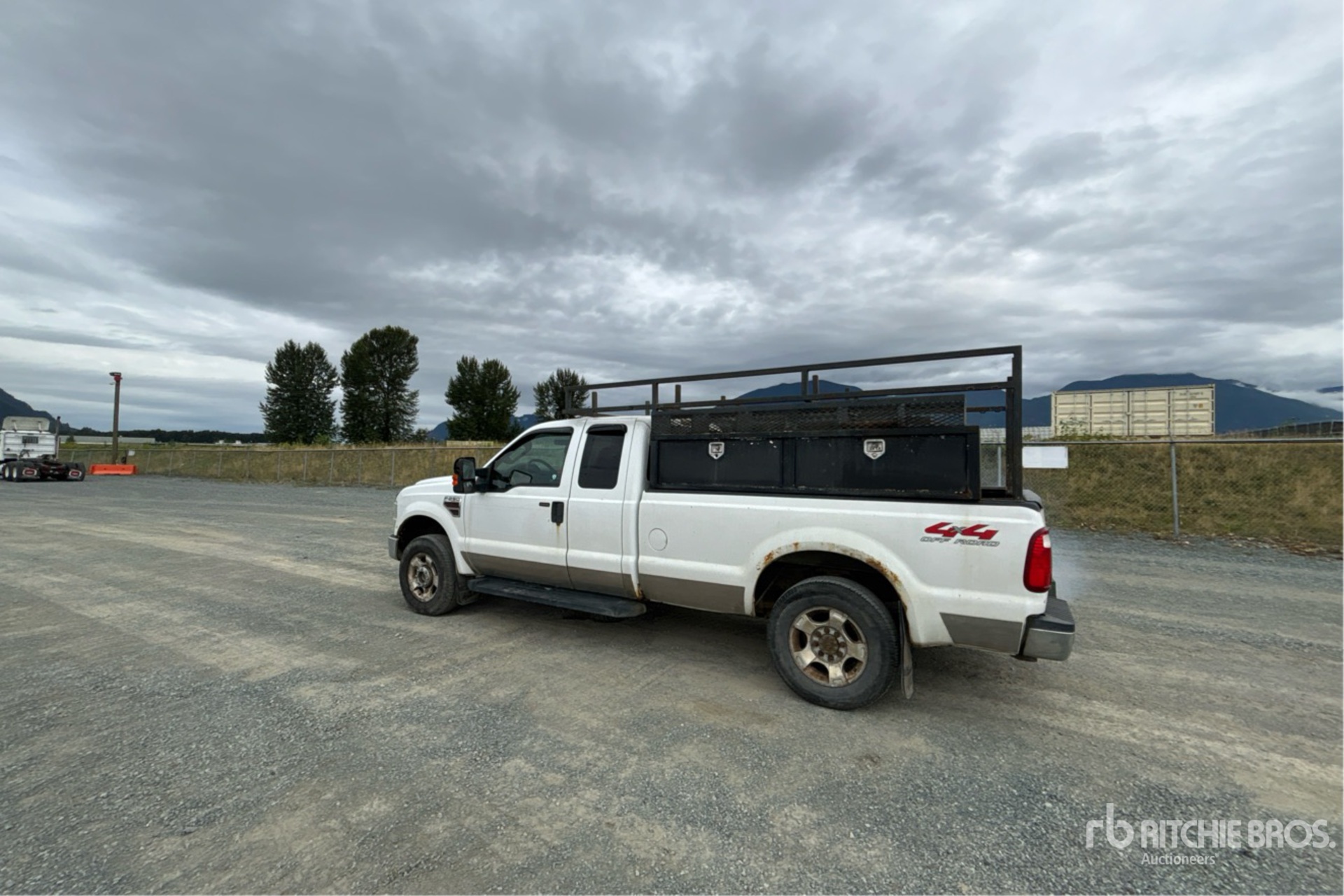General Appearance with Picture, Left Rear Corner