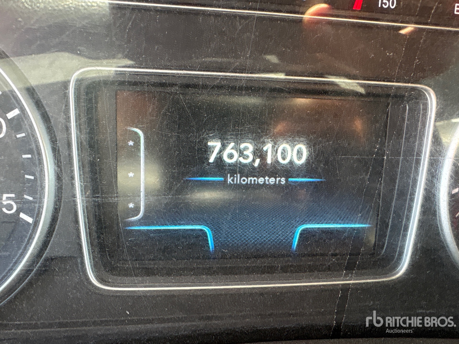 2023 International LT625