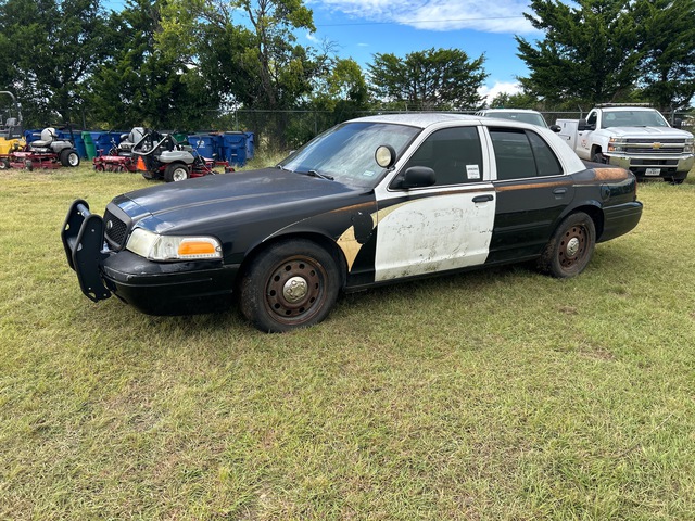 2010 Ford Crown Victoria Automobile