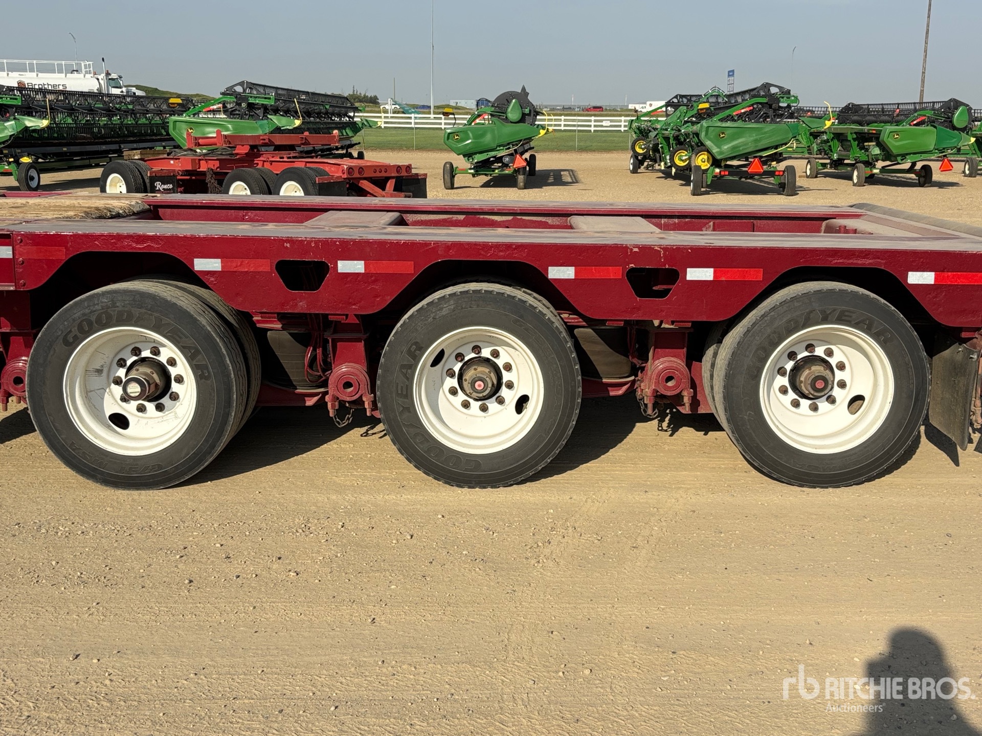 2006 Gerrys 120000 LB 53 FT 24-WHEEL FLATBED