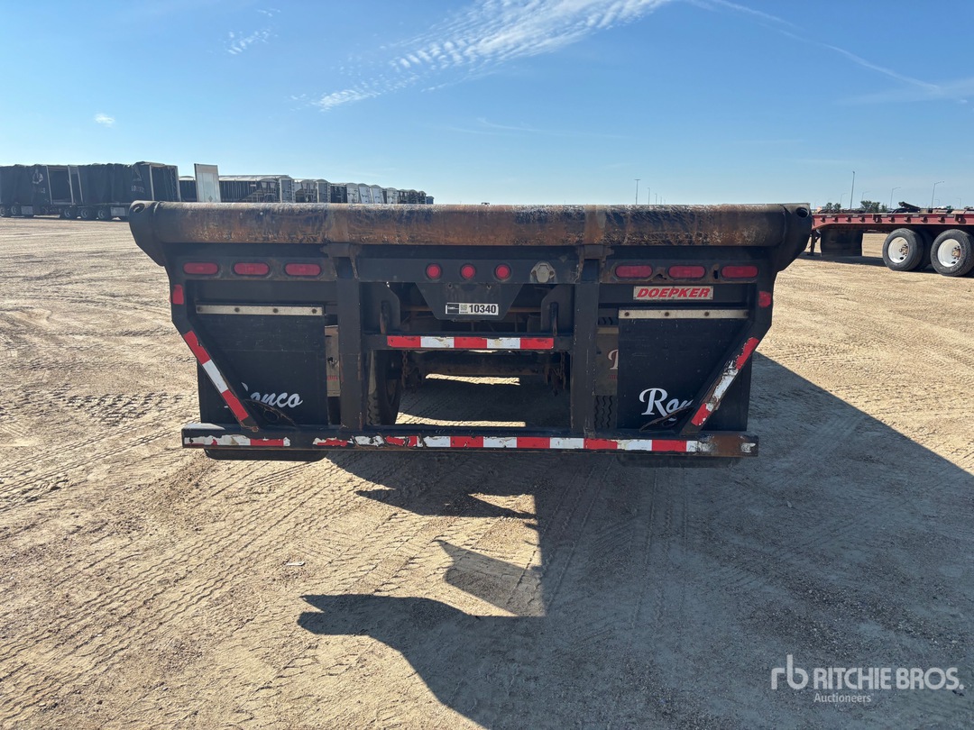 2014 Doepker 67500 lb 46 ft Tri/A Flatbed