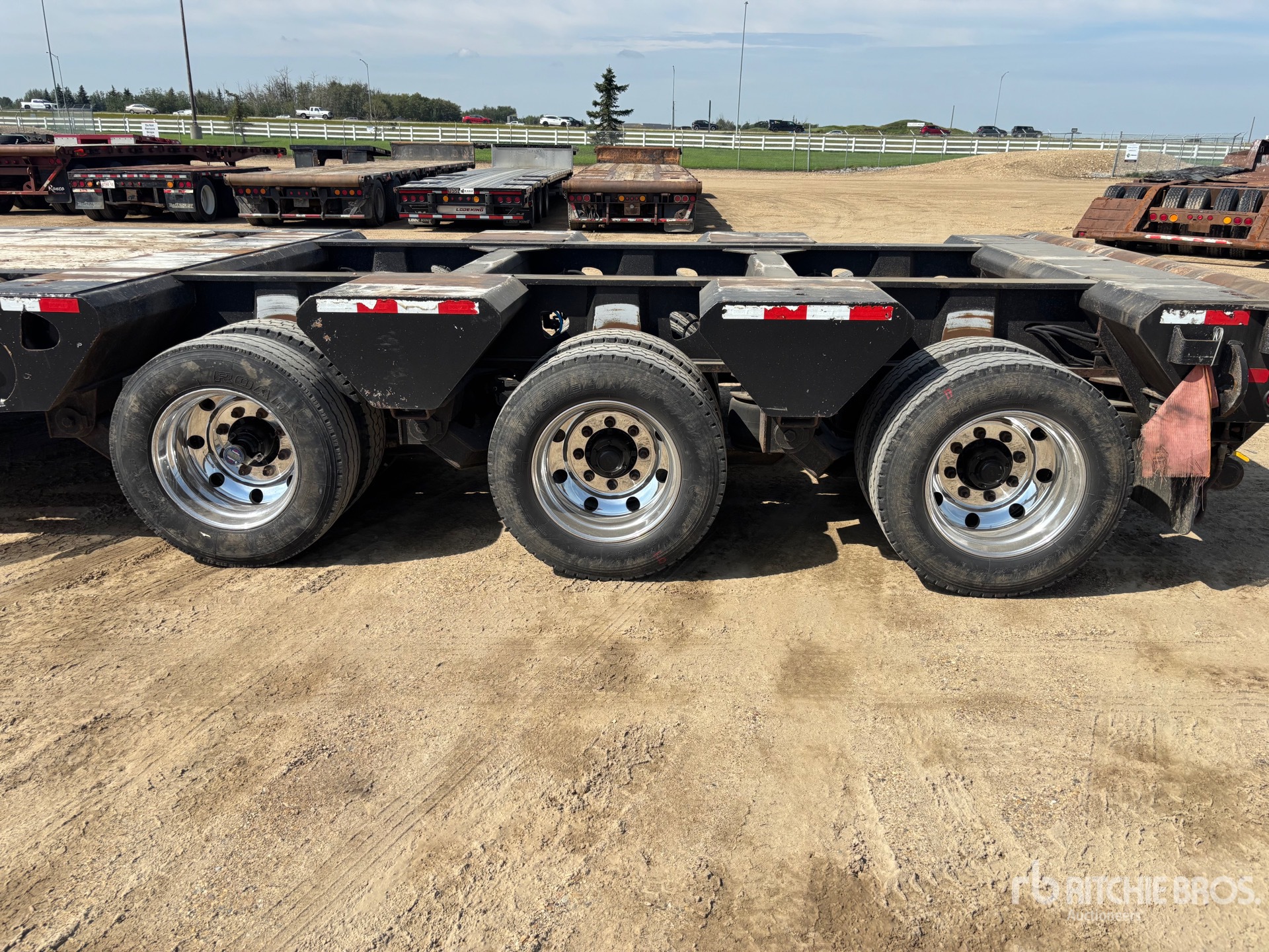 2014 Doepker 65 FT 24-WHEEL