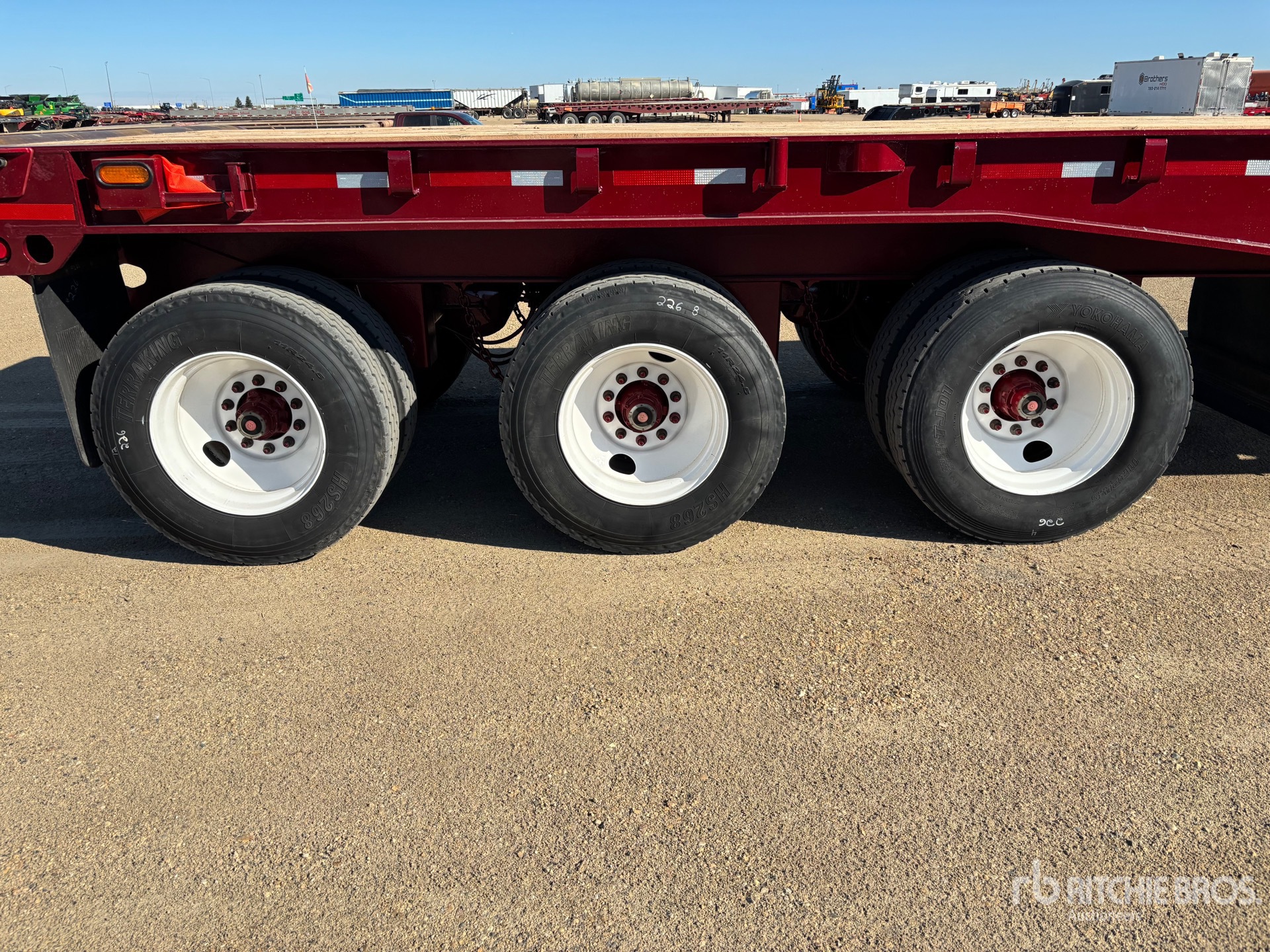 2002 Peerless 30600 KG 53 FT TRI/A FLATBED