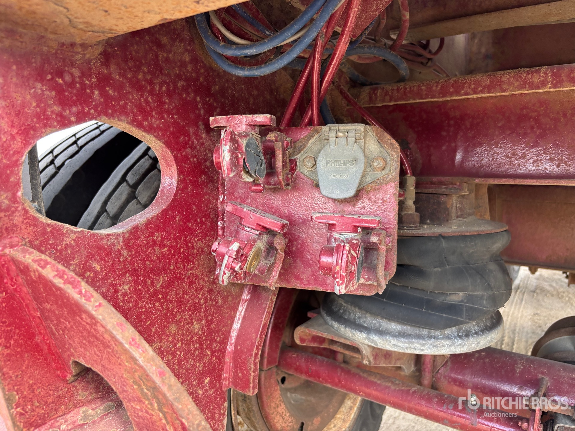 2000 Peerless 30600 KG 53 FT TRI/A FLATBED