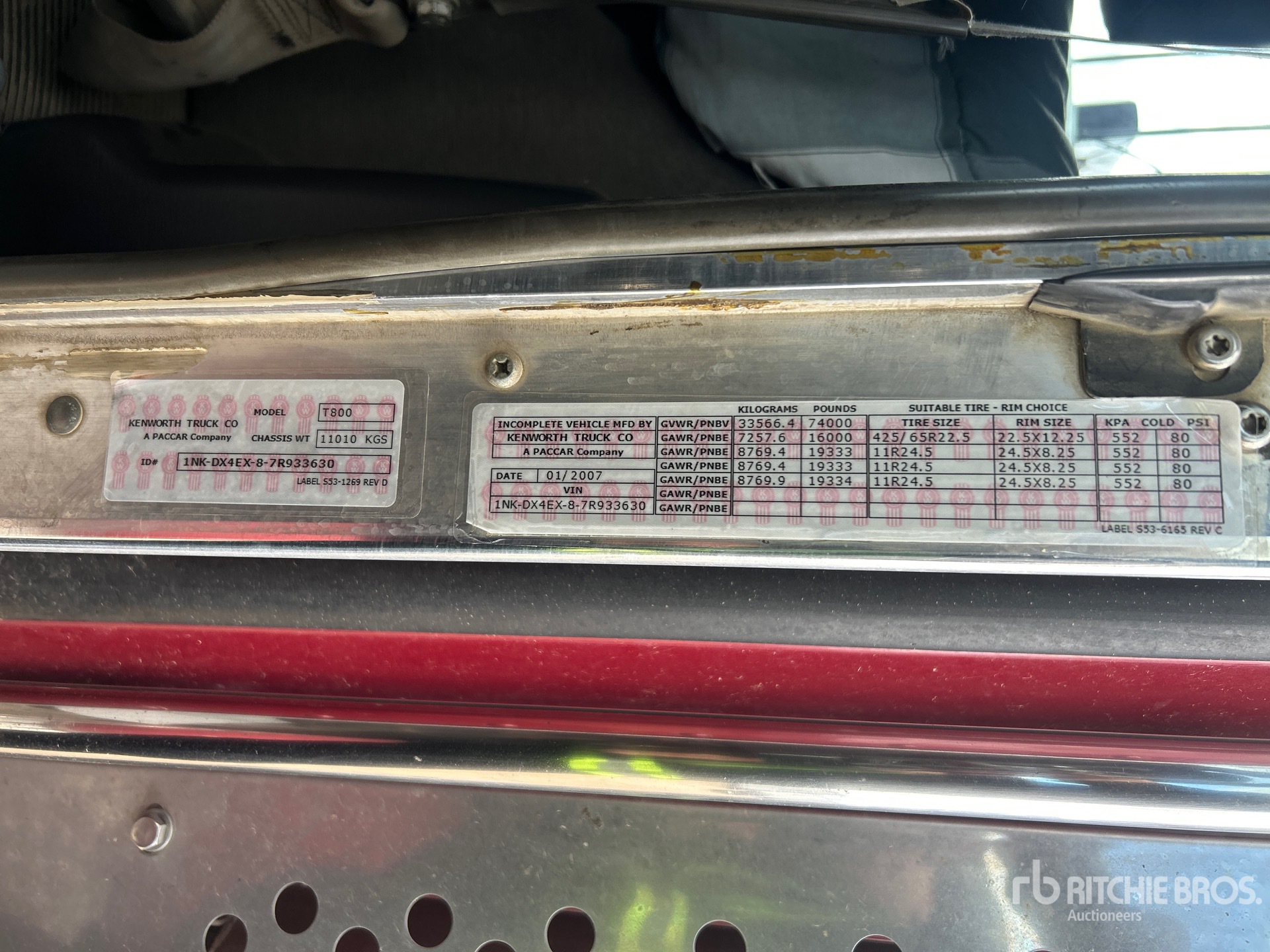 2007 Kenworth T800B