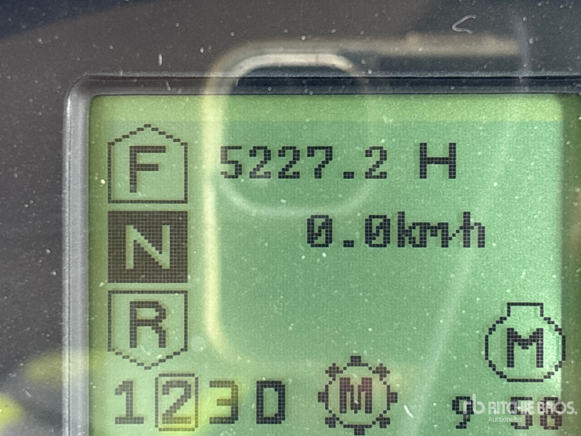 2015 Case 821F