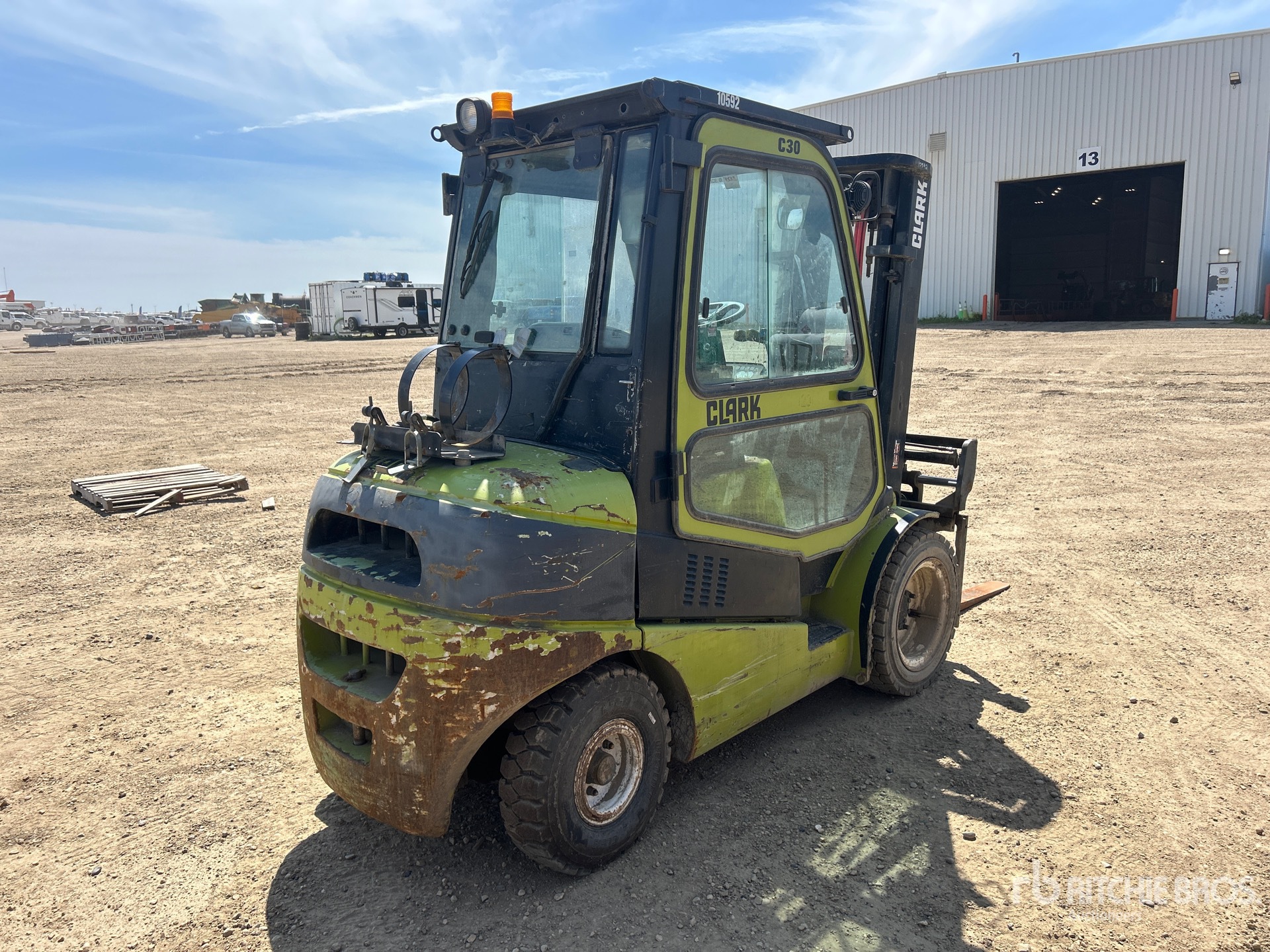 General Appearance with Picture, Right Rear Corner