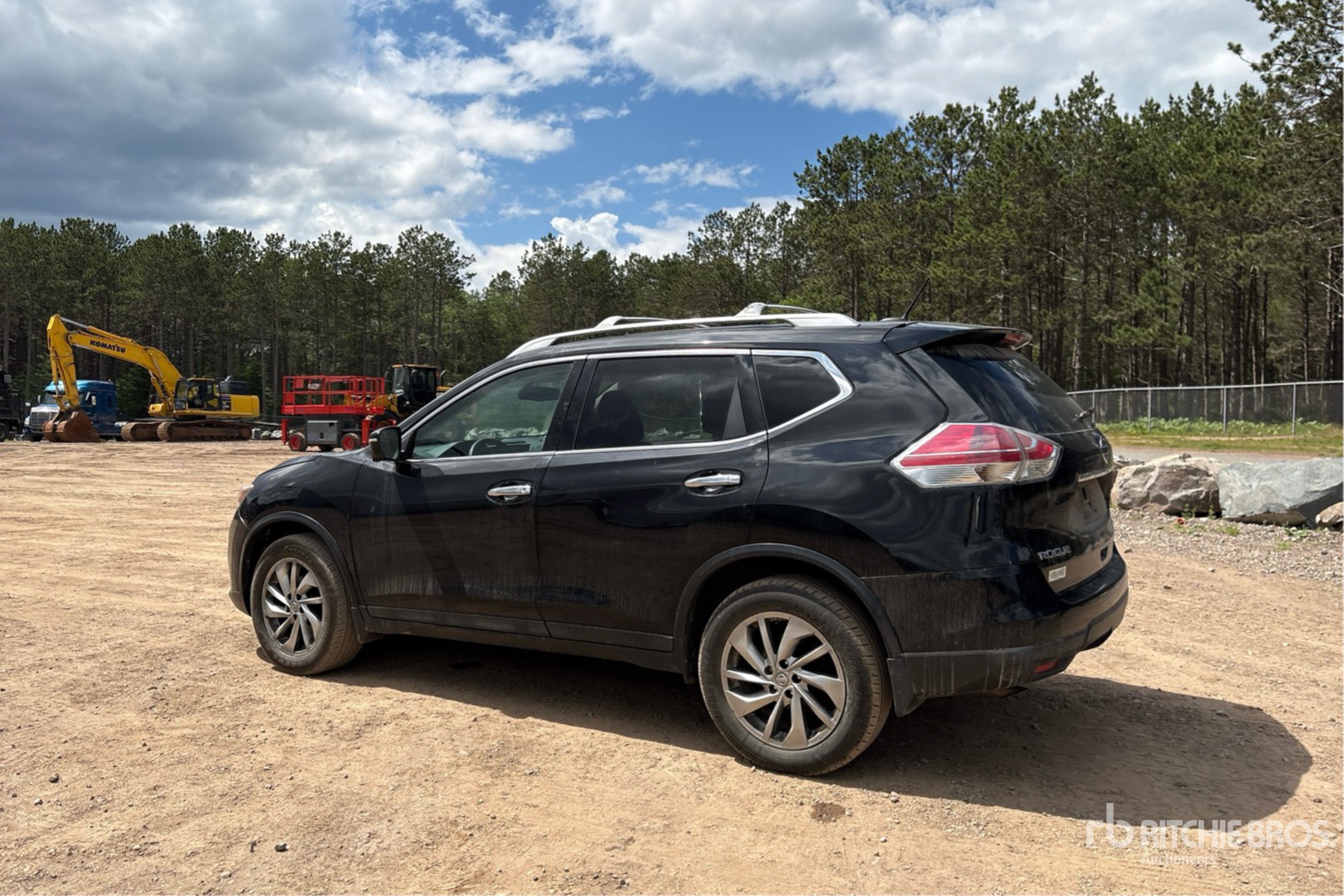 General Appearance with Picture, Left Rear Corner