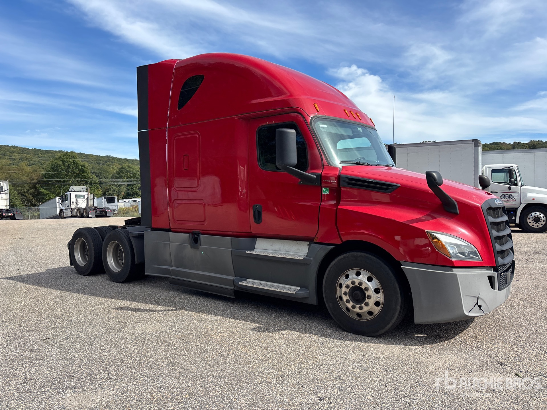 2020 Freightliner CASCADIA 126