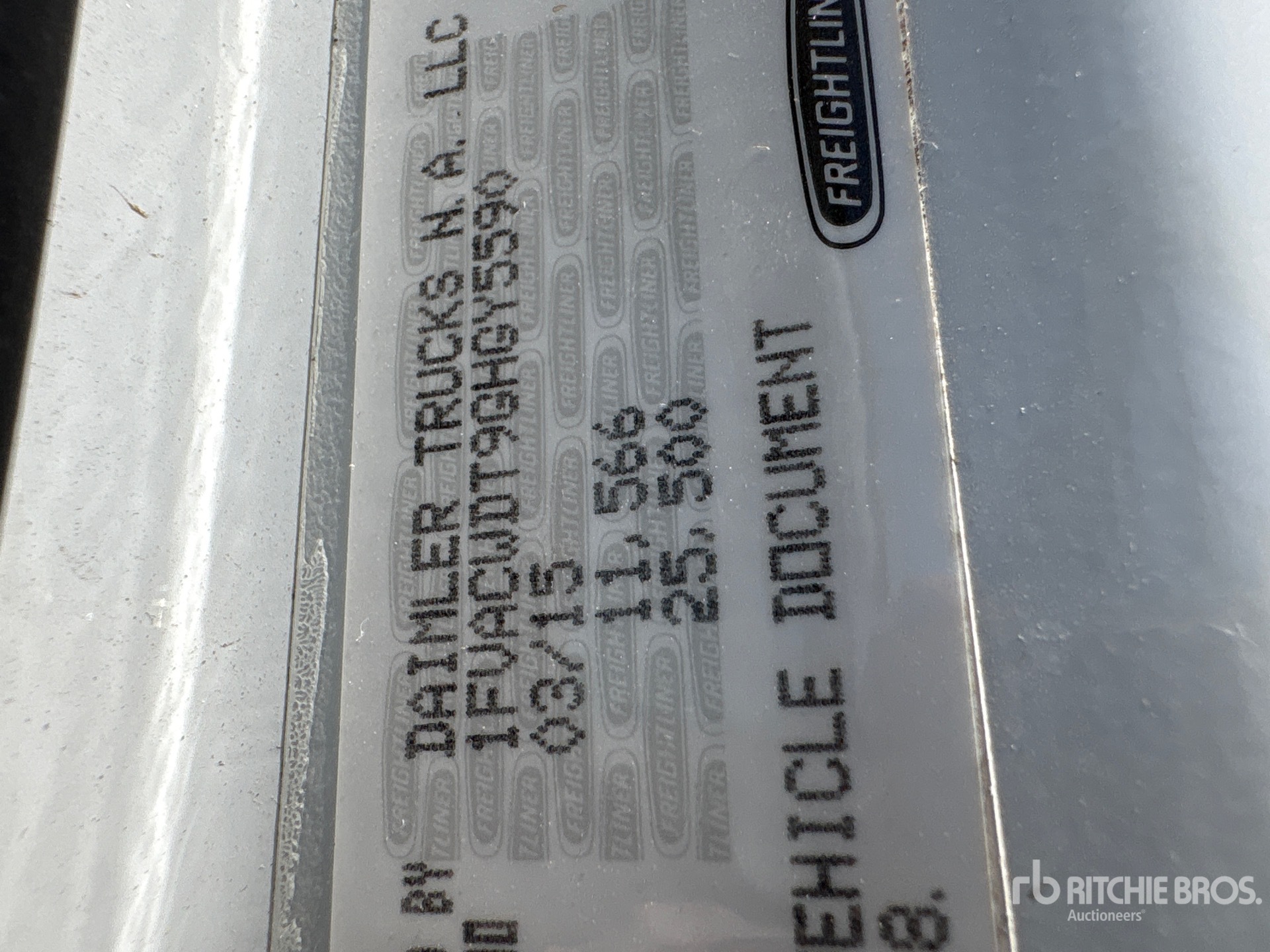2016 Freightliner M2106