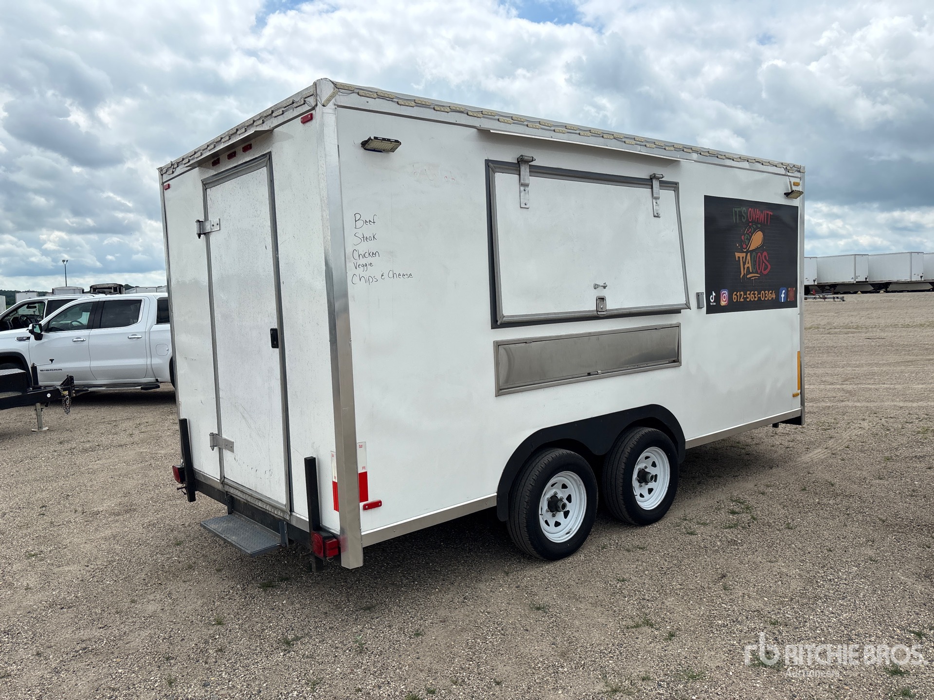 General Appearance with Picture, Right Rear Corner