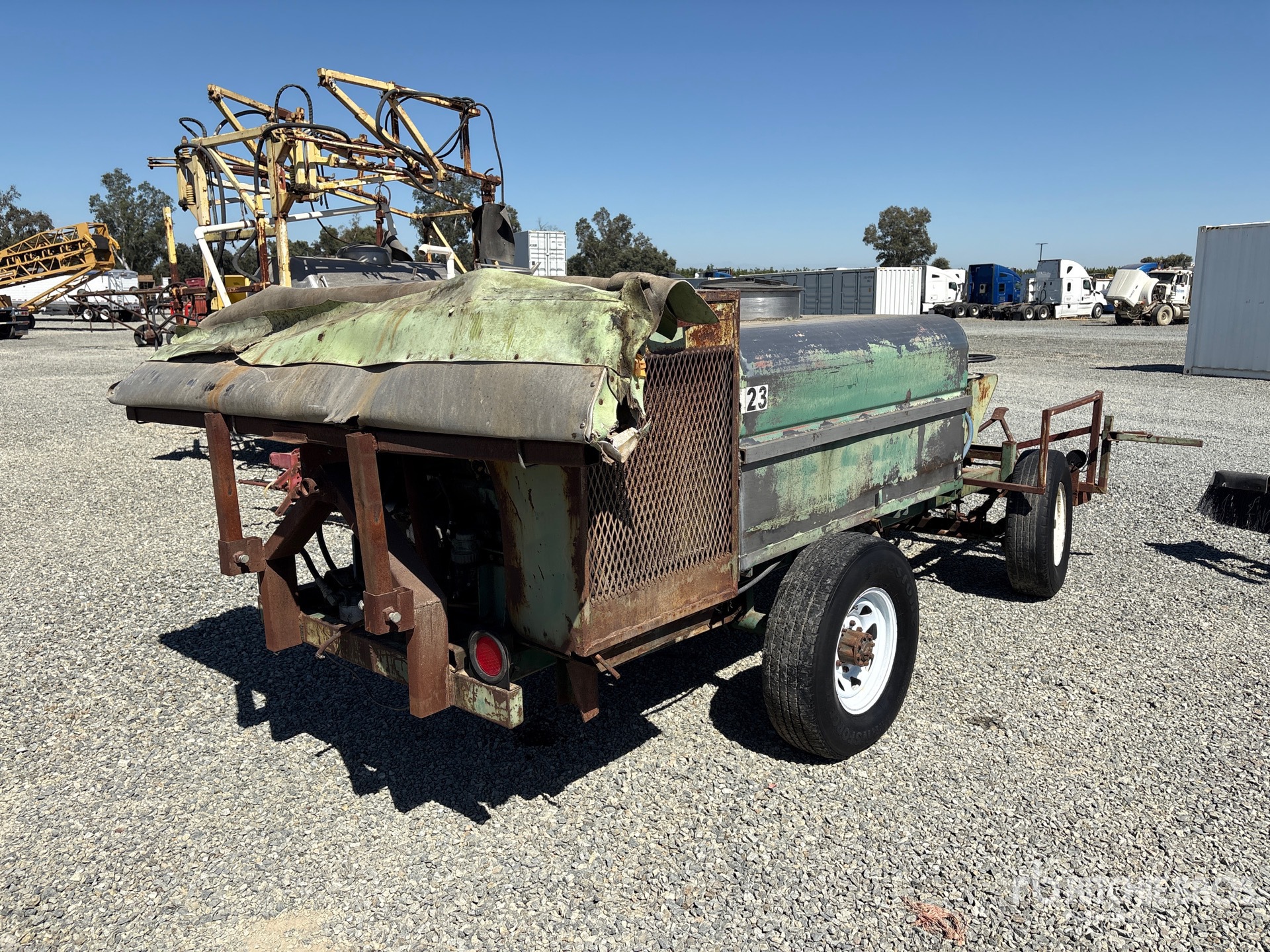 General Appearance with Picture, Right Rear Corner