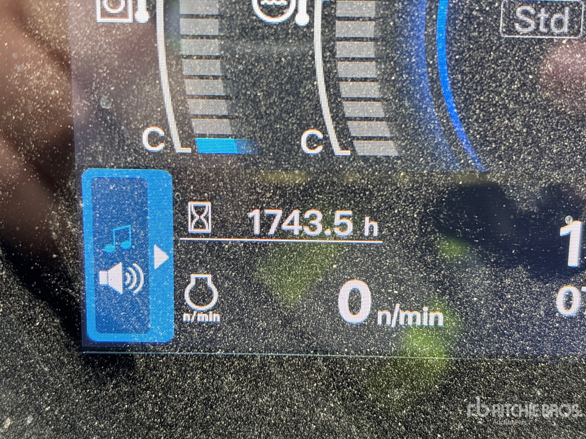 General Appearance with Hour Meter / Odometer