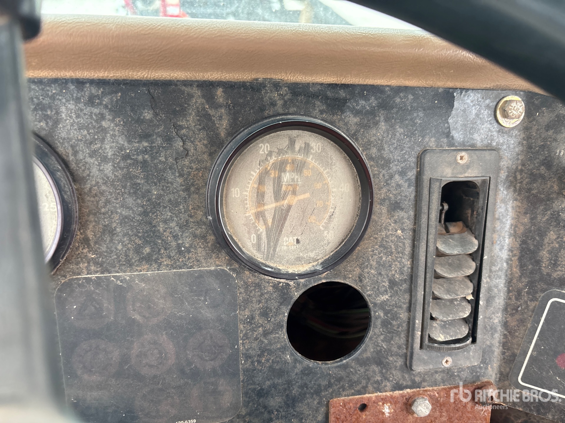 1996 Caterpillar D300E