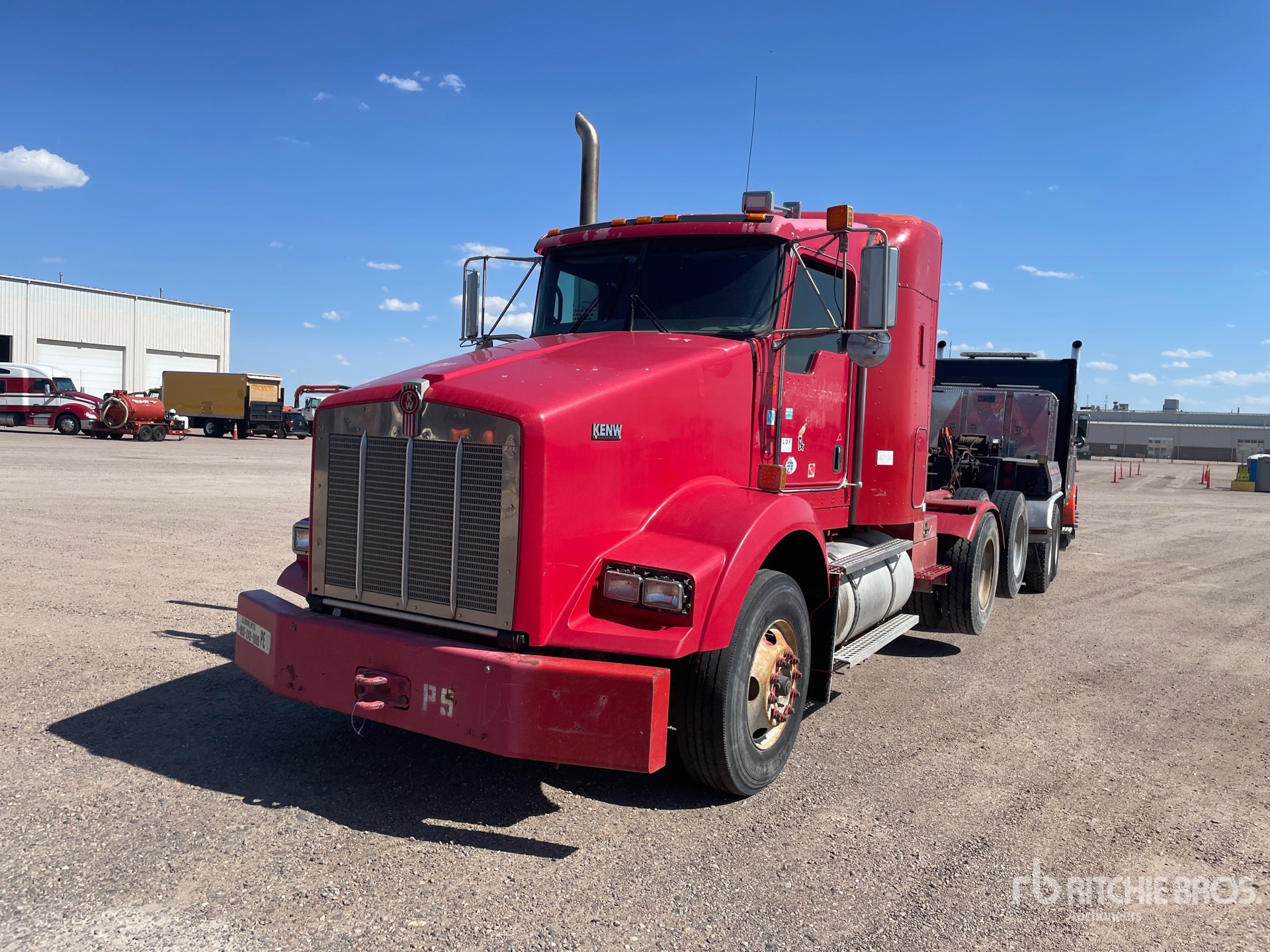 Photo of a 2012 Kenworth T800