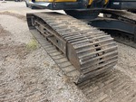 Undercarriage with Right Track Shoes