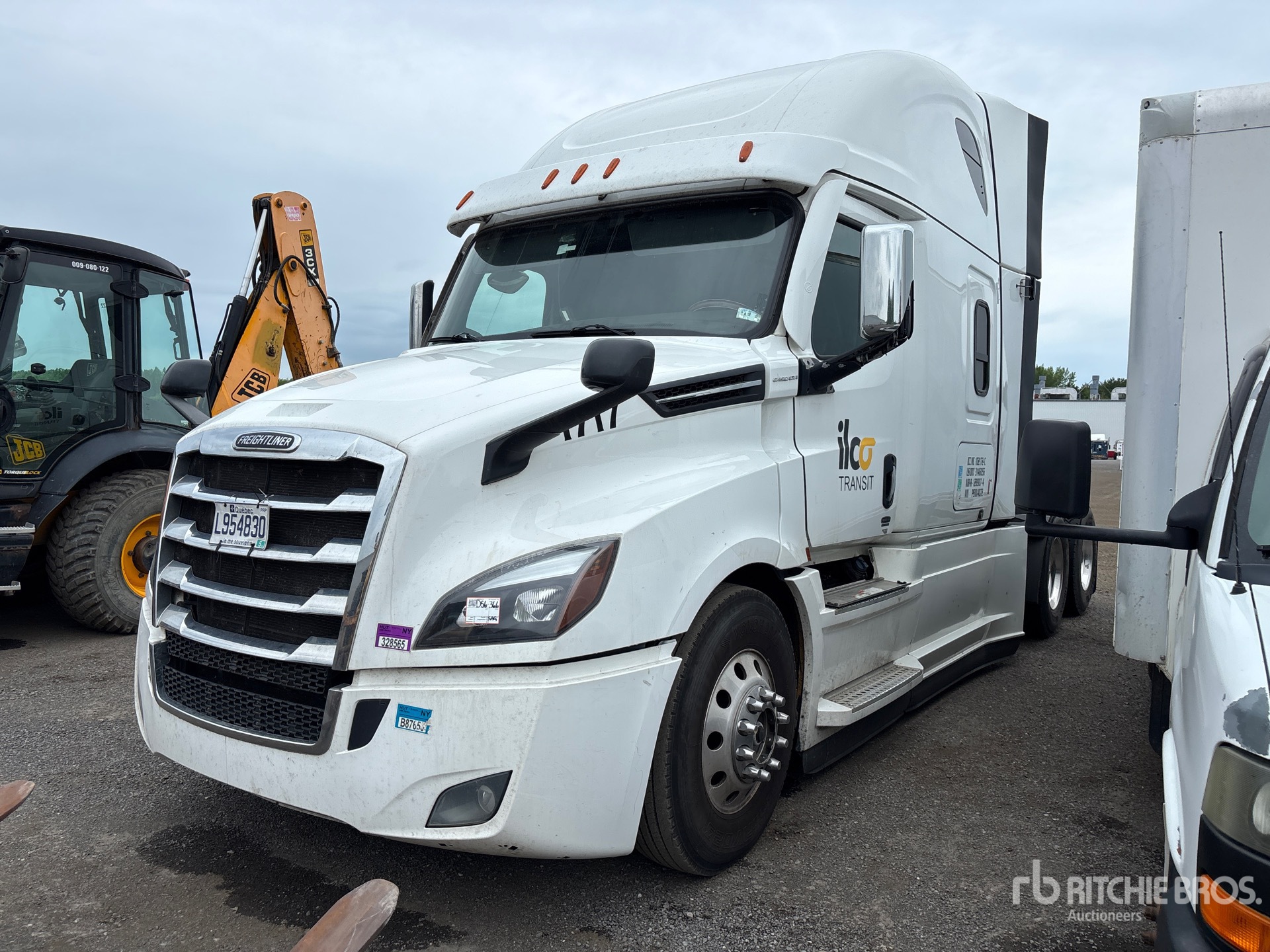 2023 Freightliner CASCADIA 126