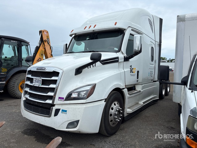 2023 Freightliner Cascadia 126 6x4 T/a Sleeper Truck Tractor