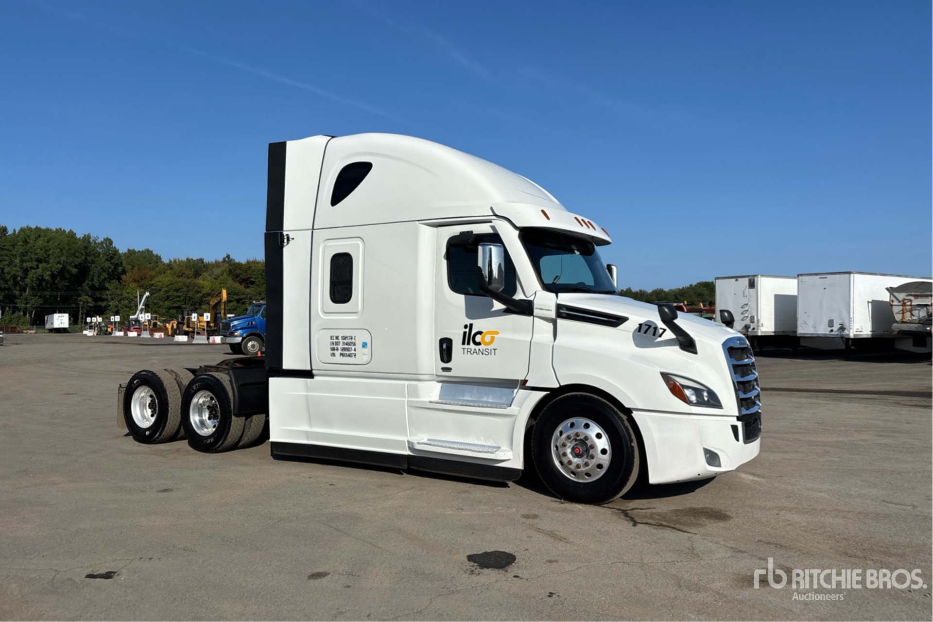 2023 Freightliner CASCADIA 126