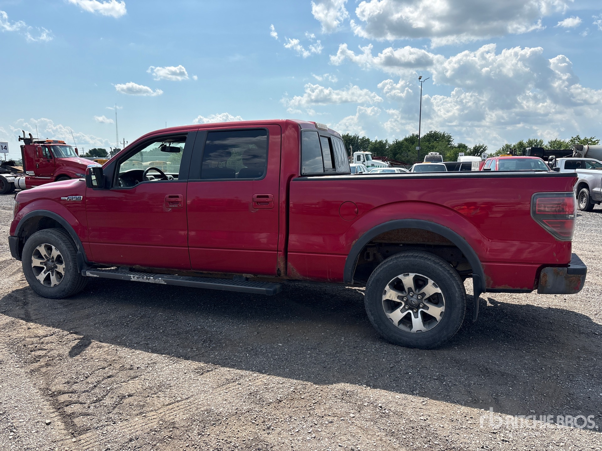 General Appearance with Picture, Left Rear Corner