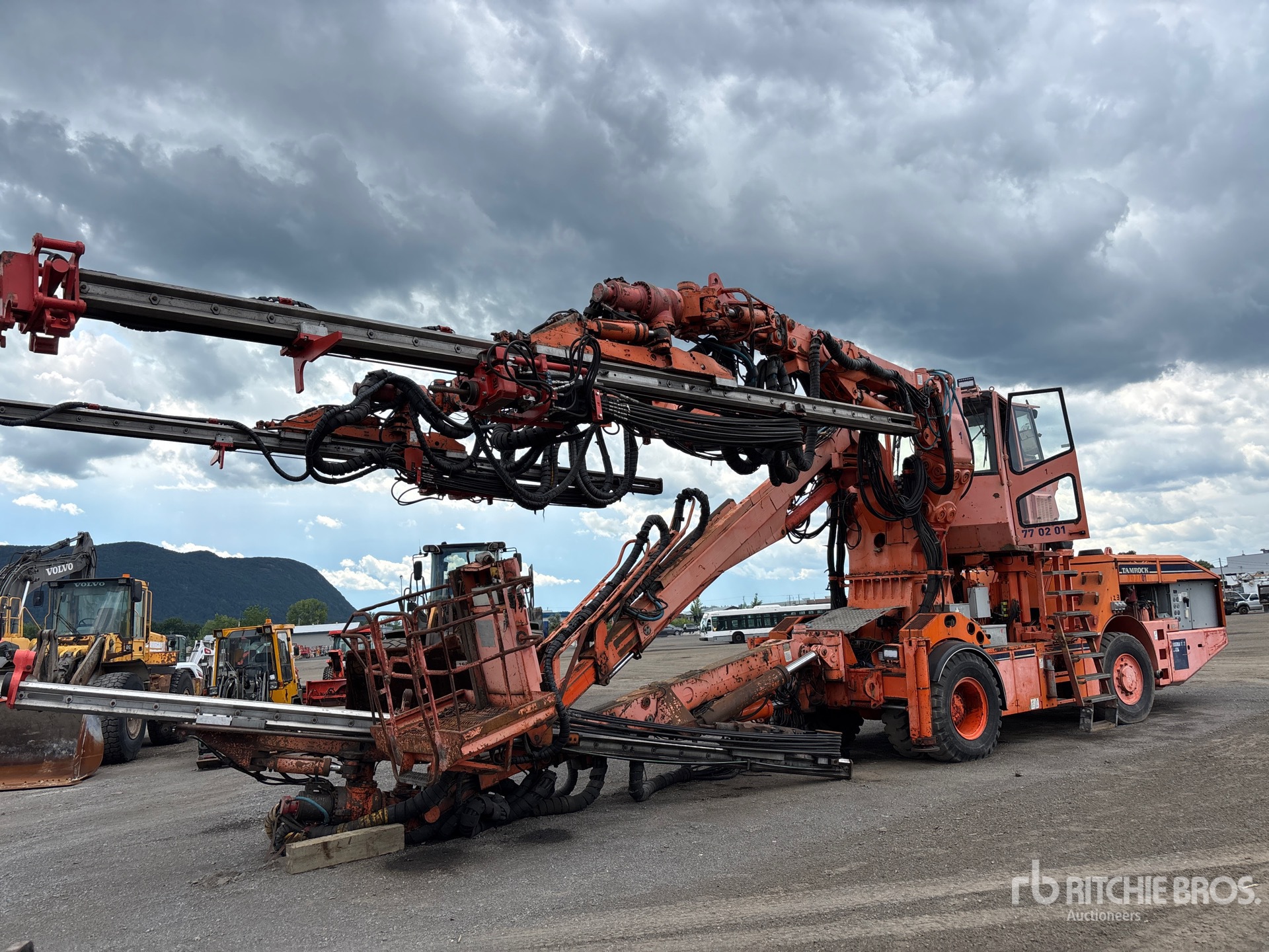 Photo of a 2002 Tamrock AXERA T12-315