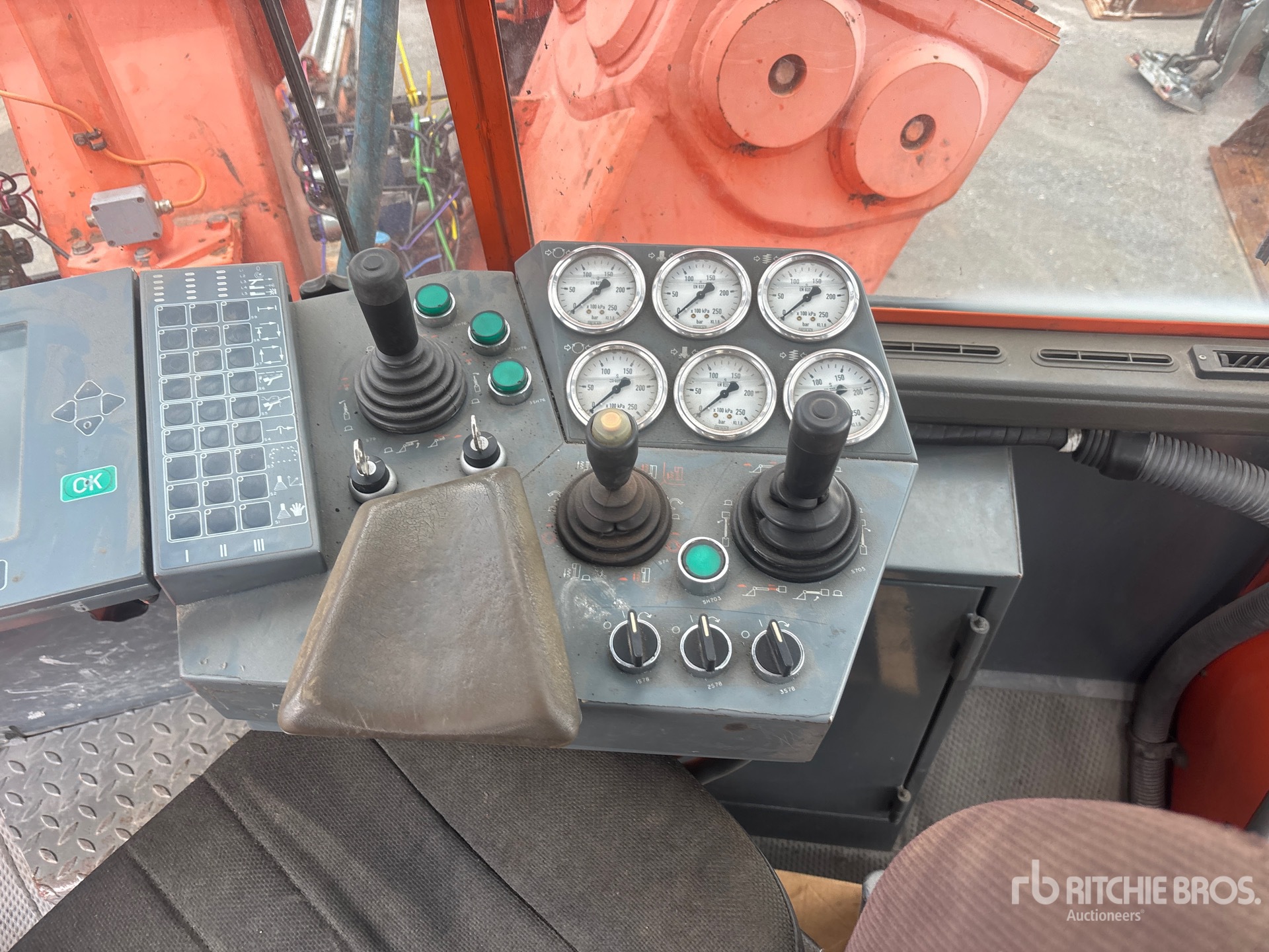 2002 Tamrock AXERA T12-315