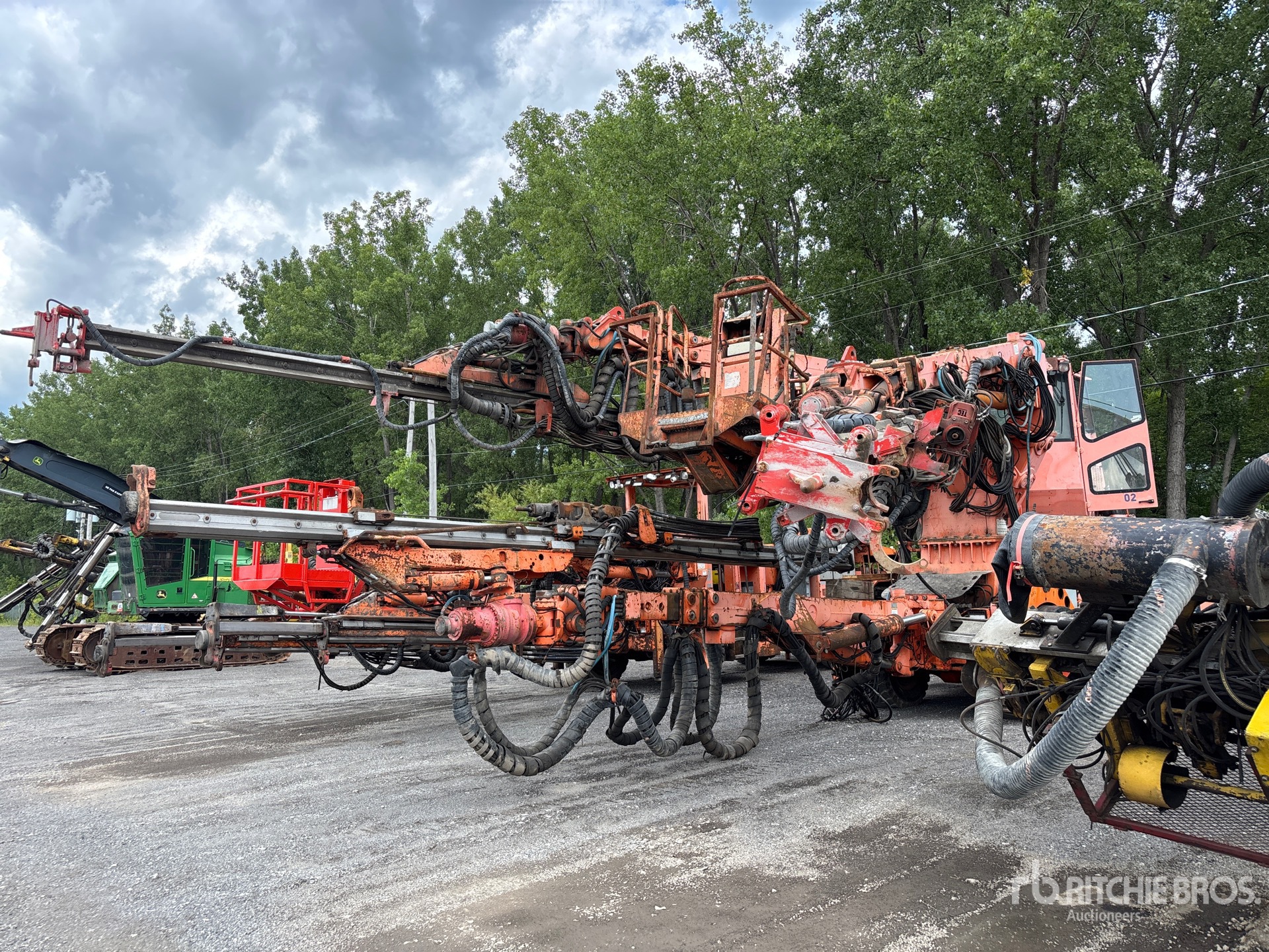 Photo of a 2002 Tamrock AXERA T12-315
