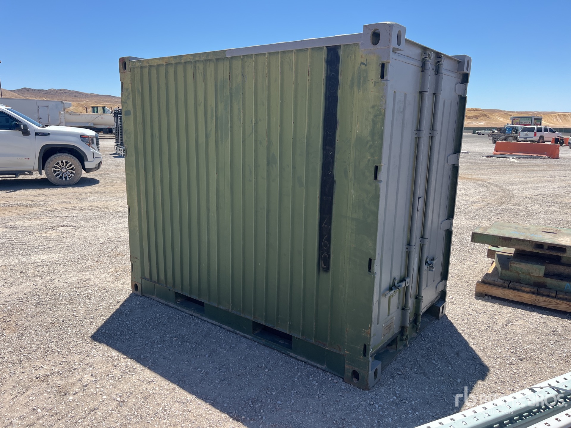 General Appearance with Picture, Right Rear Corner