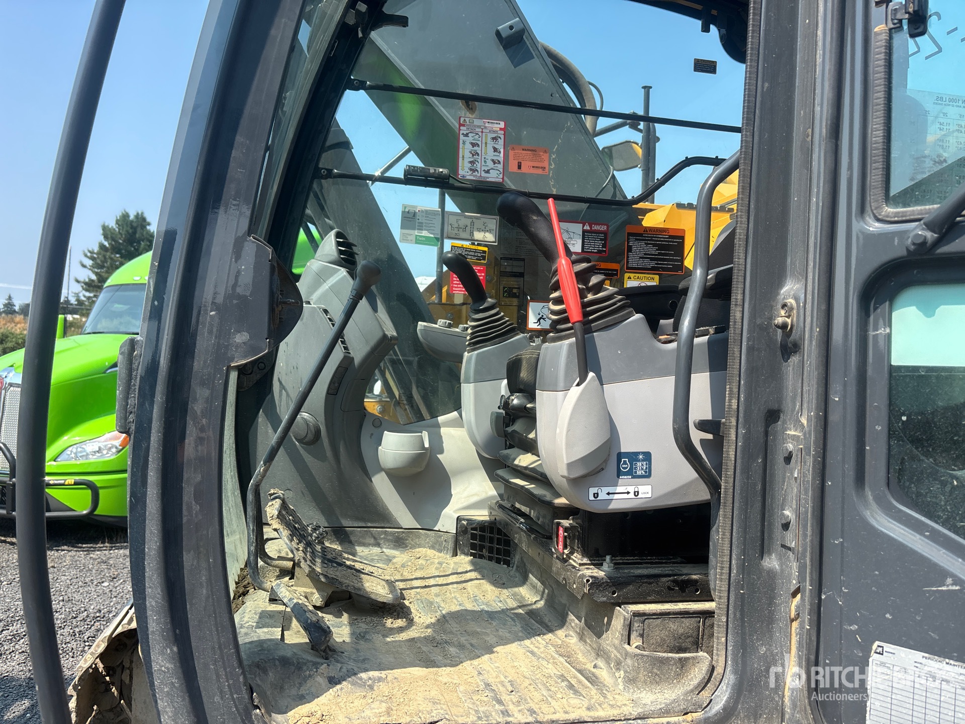 2025 John Deere 245 P-Tier