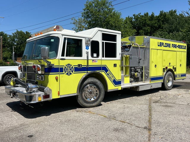 1995 Pierce 4x2 Crew Cab Pumper Fire Truck