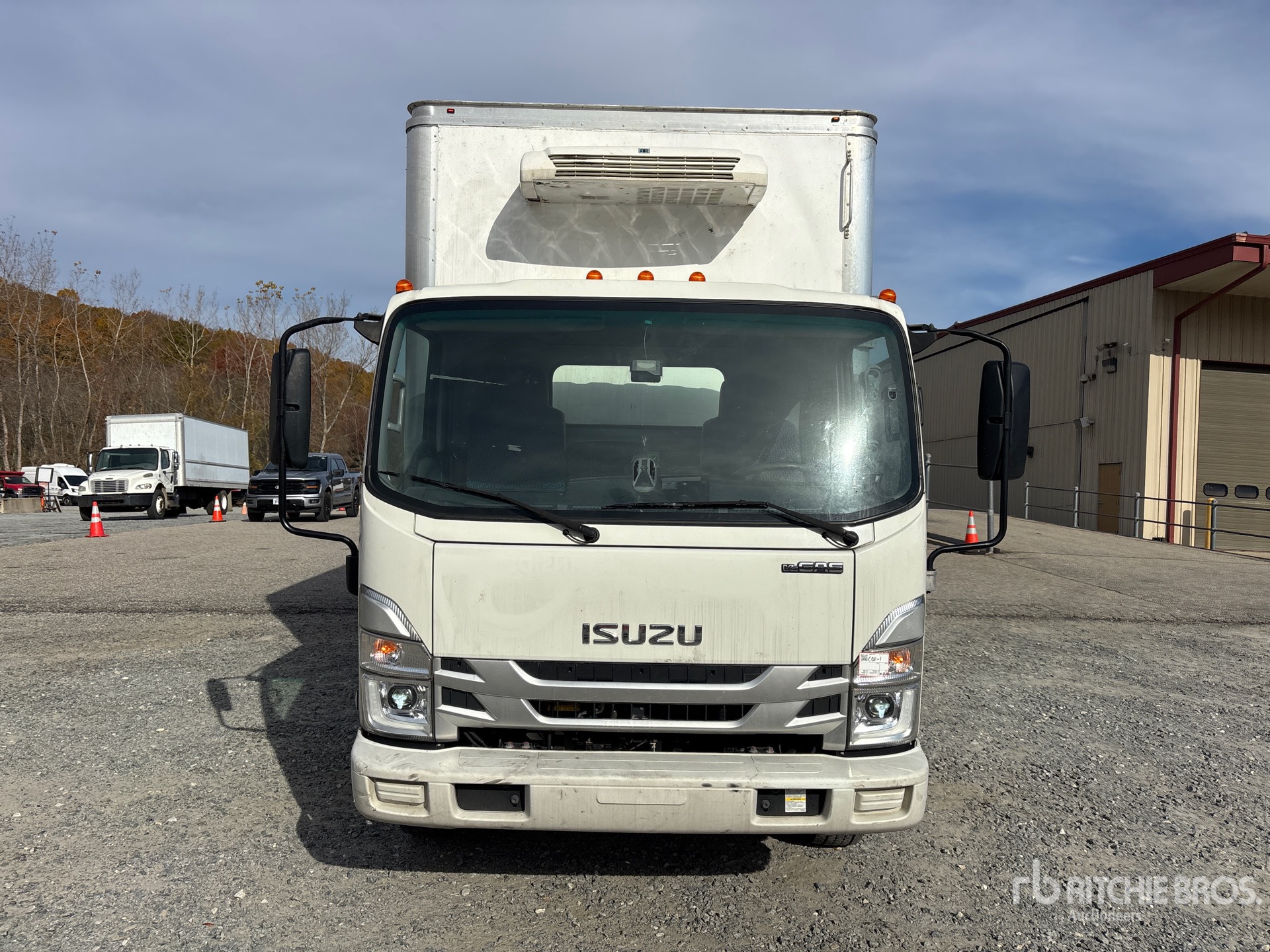 2025 Isuzu NPR