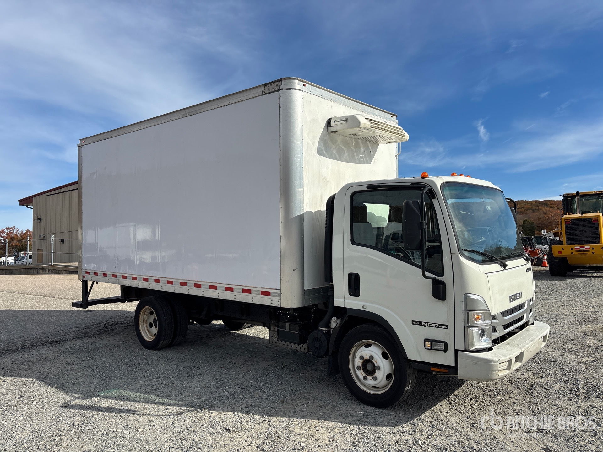 2025 Isuzu NPR