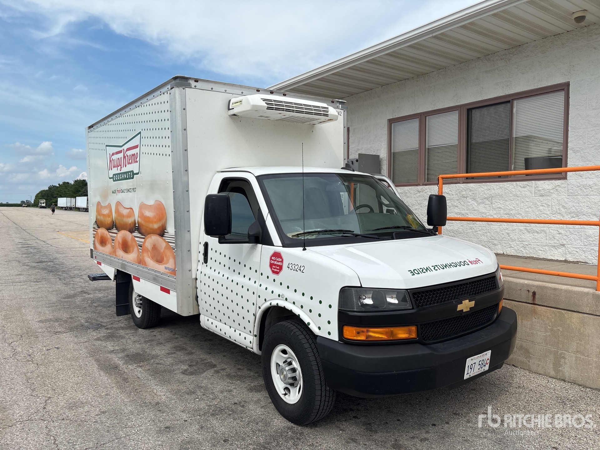 2023 GMC EXPRESS G3500