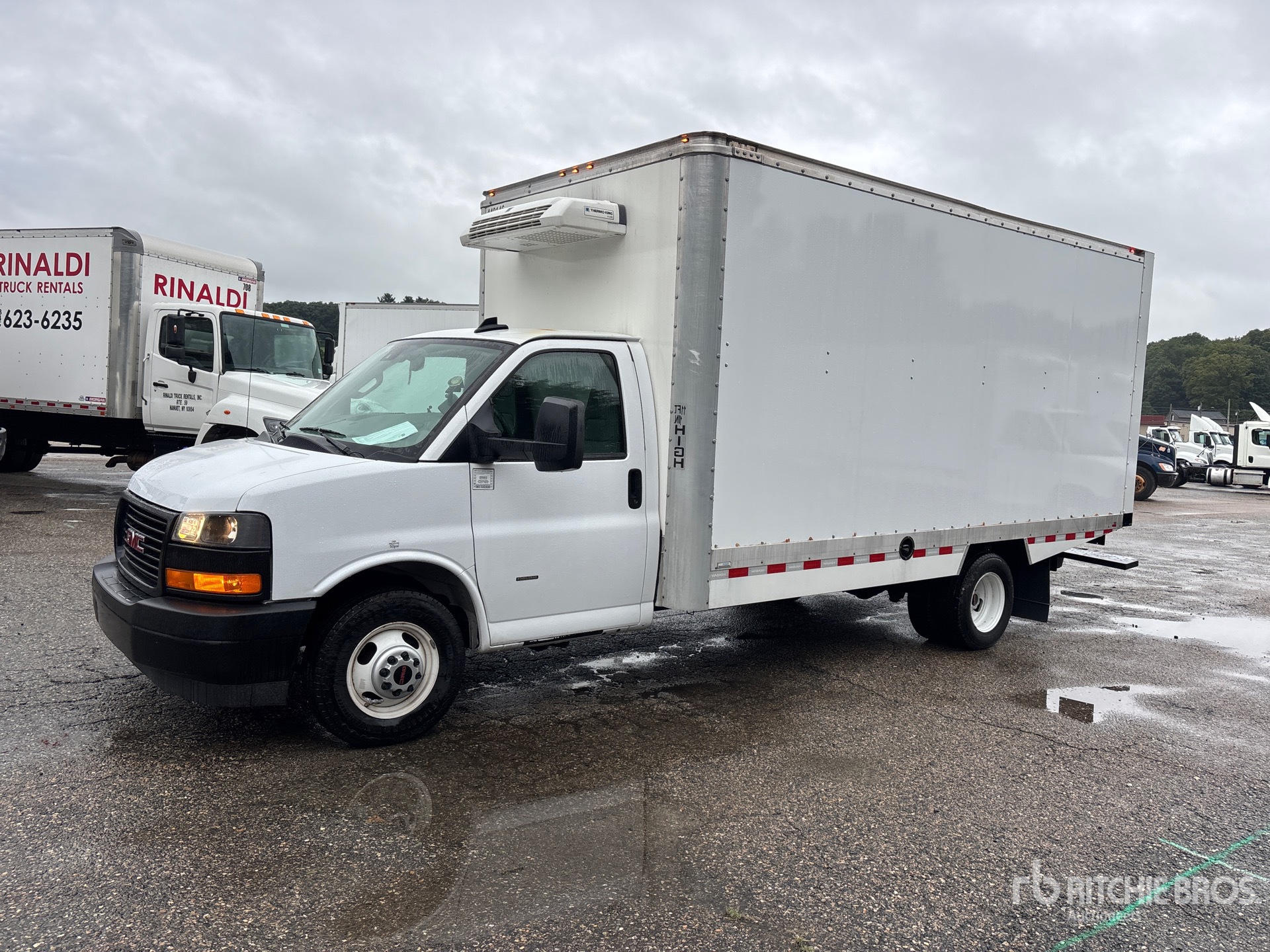 2024 GMC SAVANA 3500