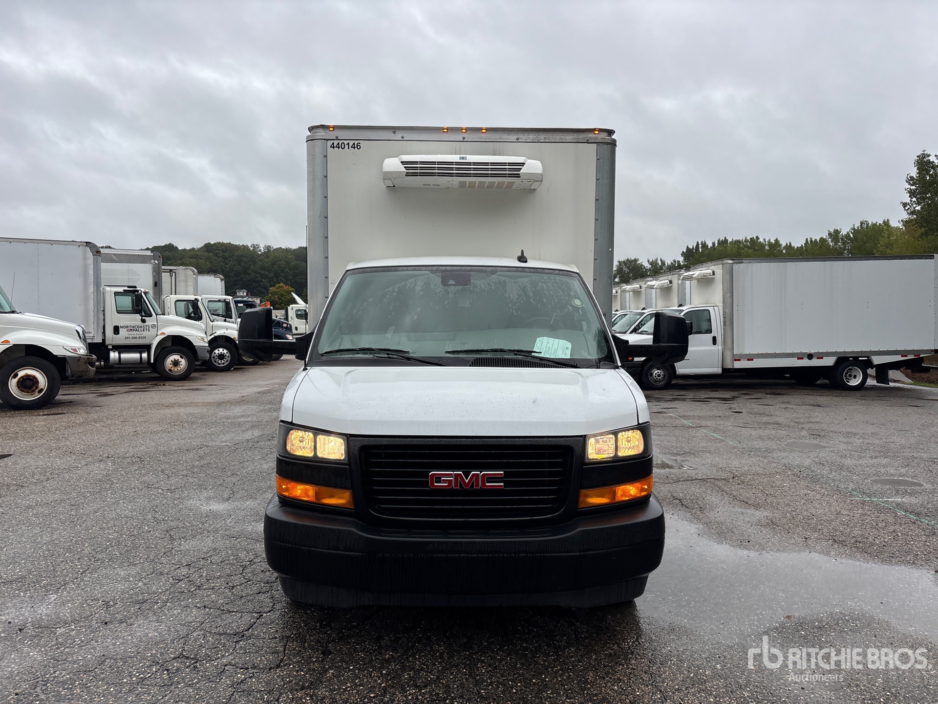 2024 GMC SAVANA 3500