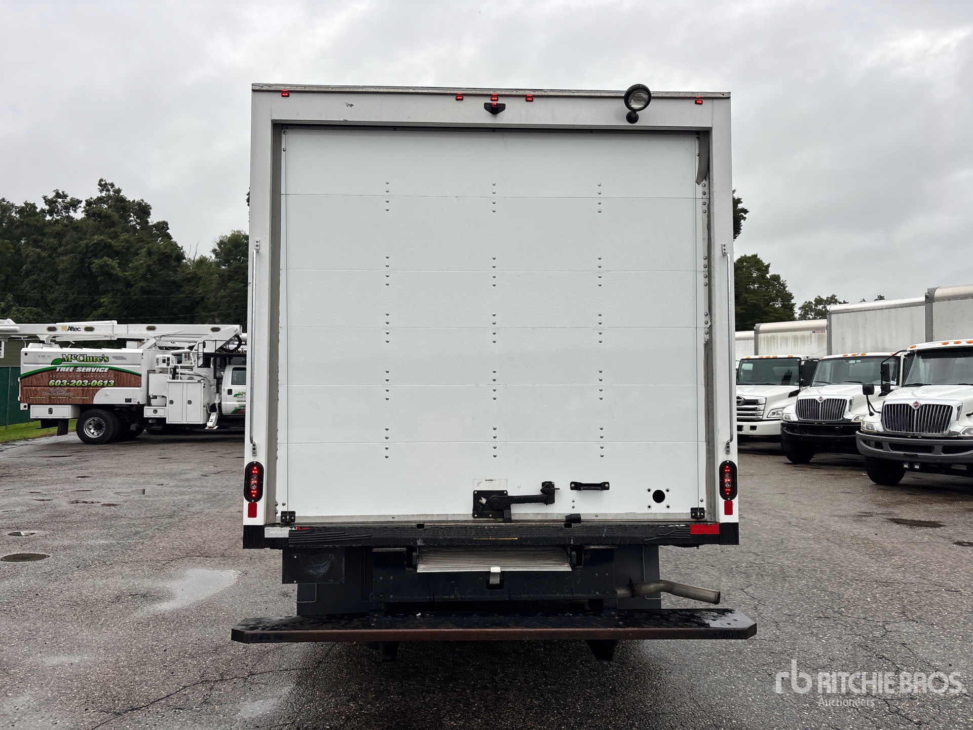 2024 GMC SAVANA 3500