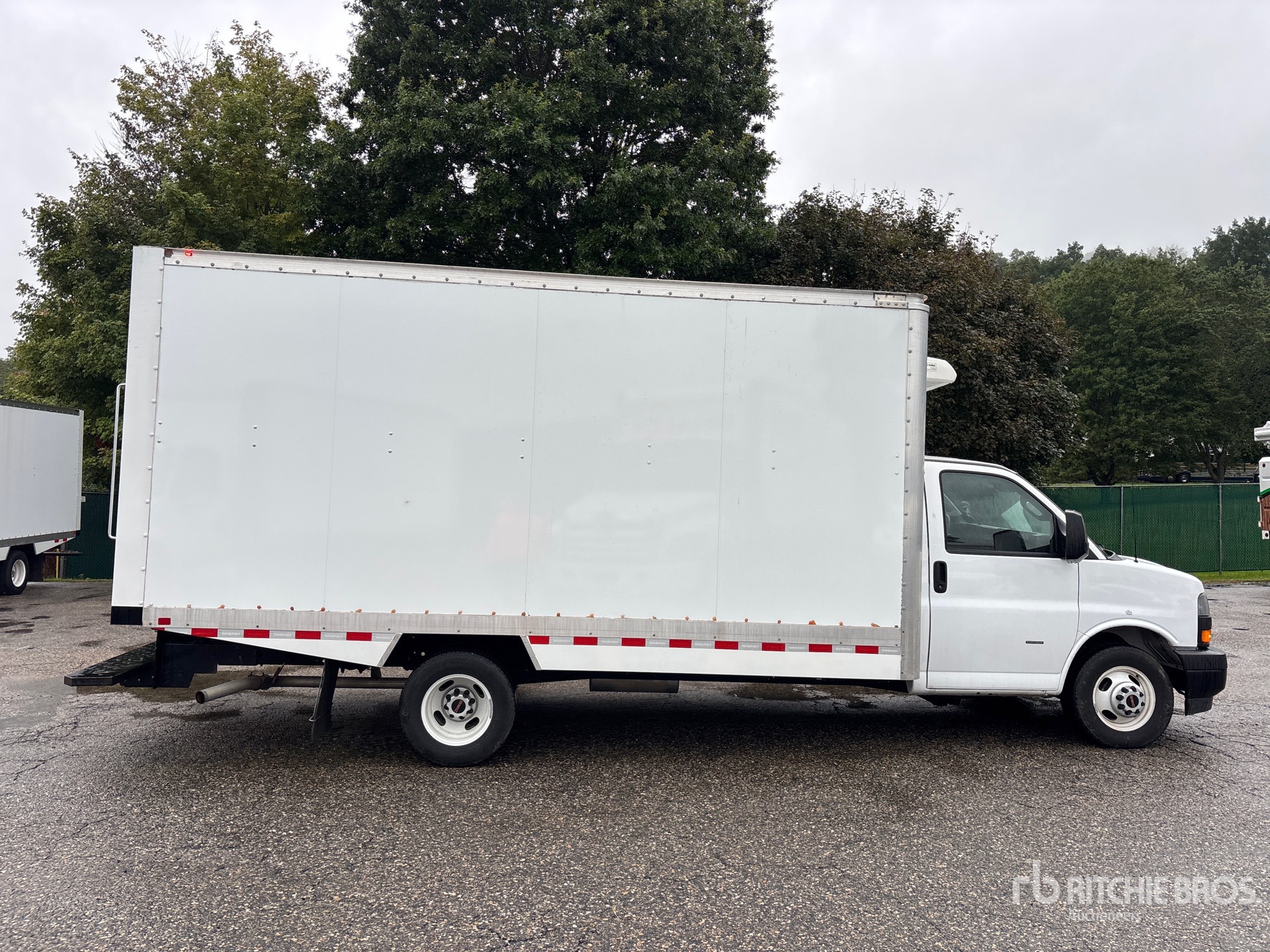 2024 GMC SAVANA 3500