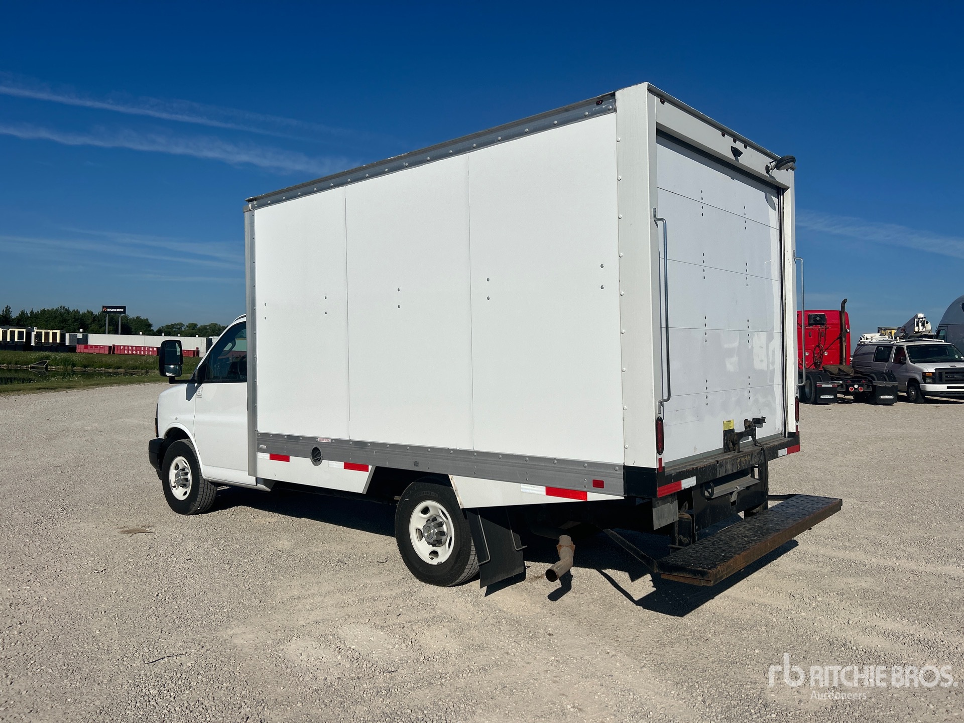 General Appearance with Picture, Left Rear Corner