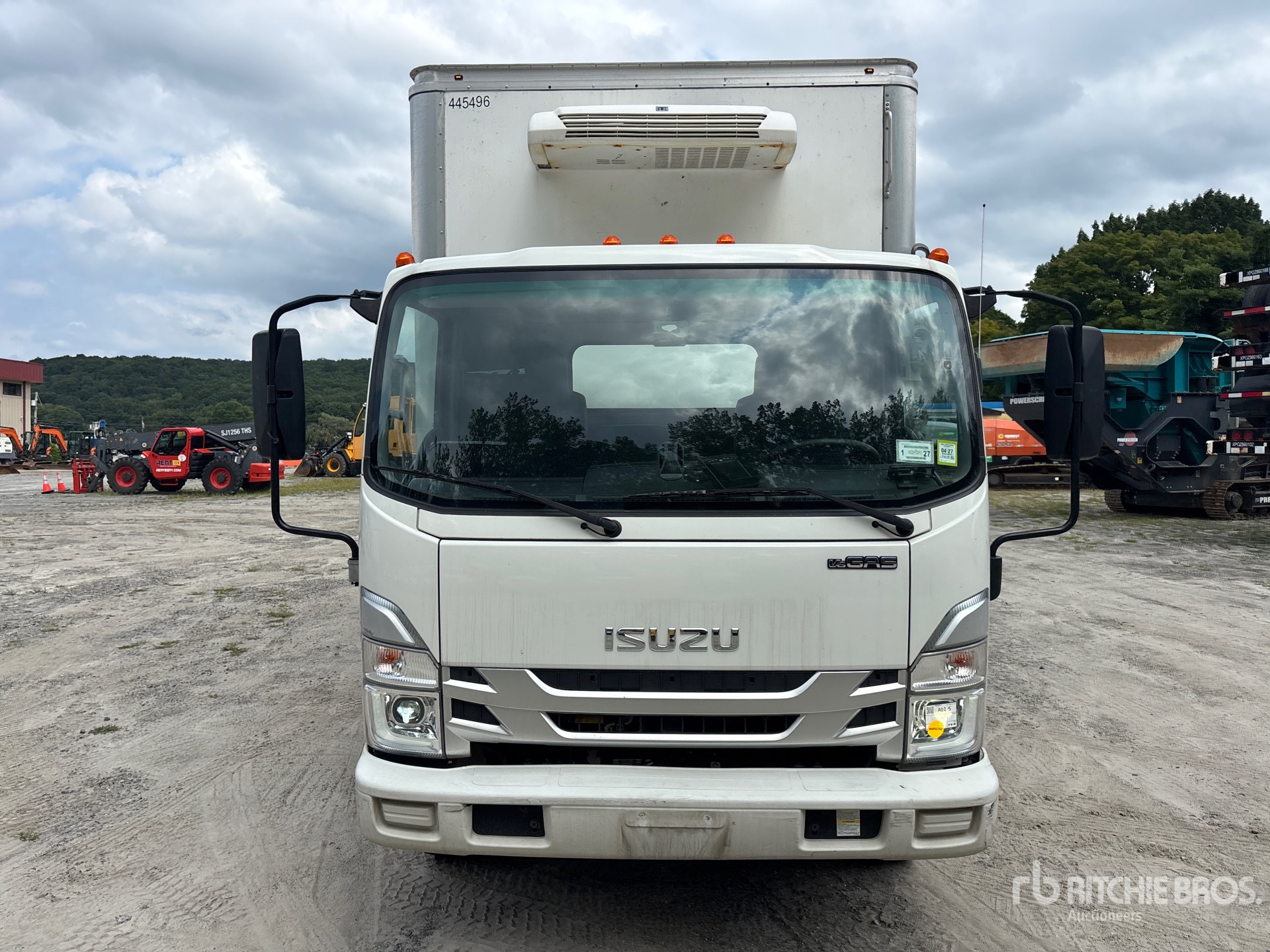 2025 Isuzu NPR