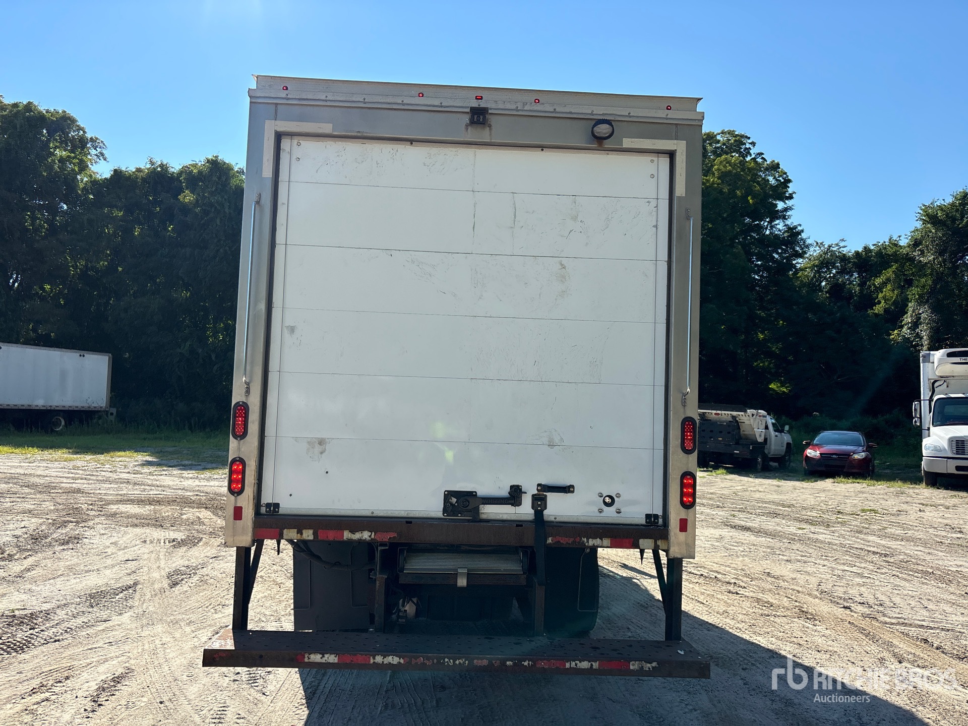 2025 Isuzu NPR