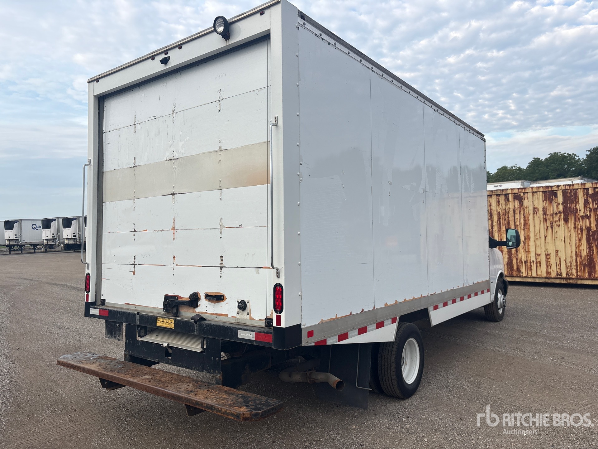 2024 GMC SAVANA G3500