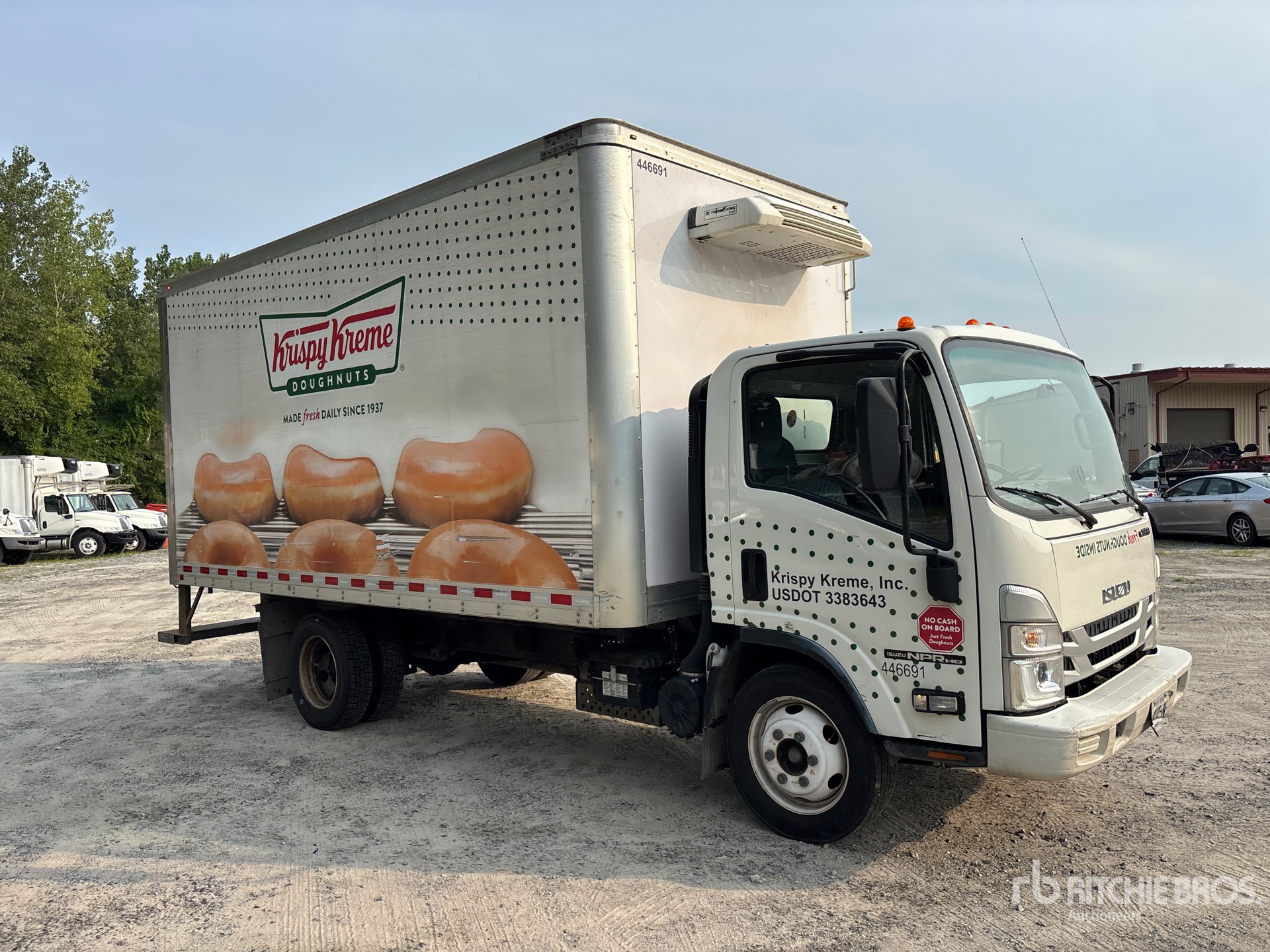 2025 Isuzu NPR