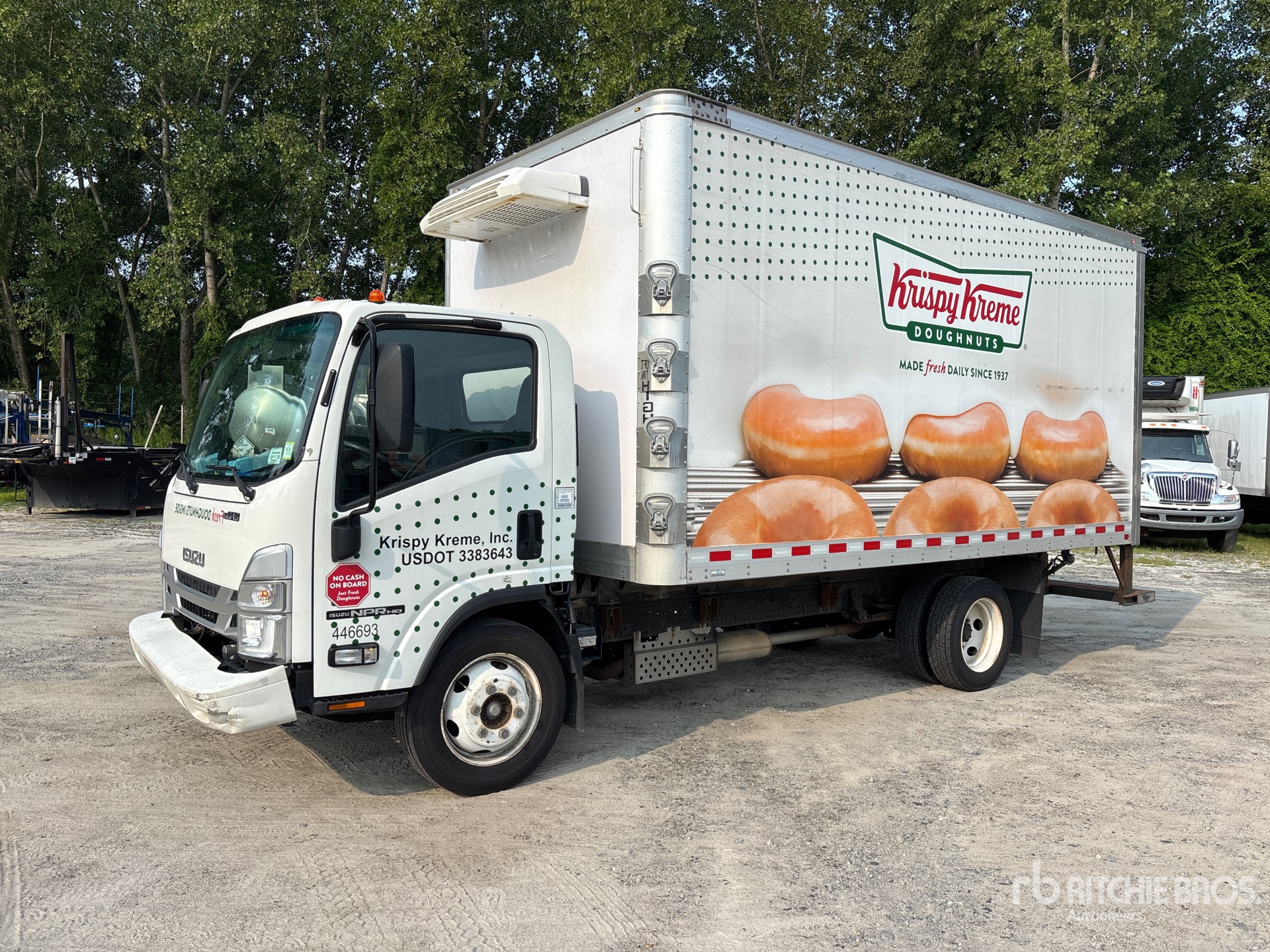 2025 Isuzu NPR