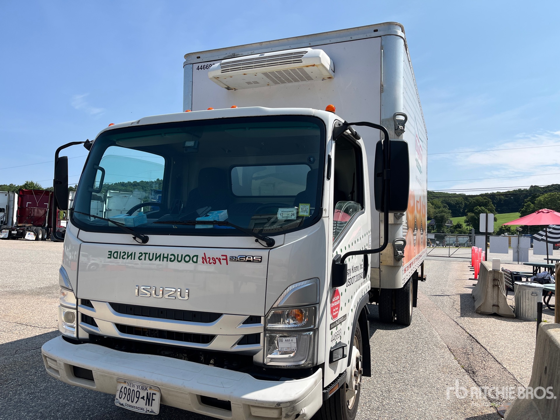 2025 Isuzu NPR