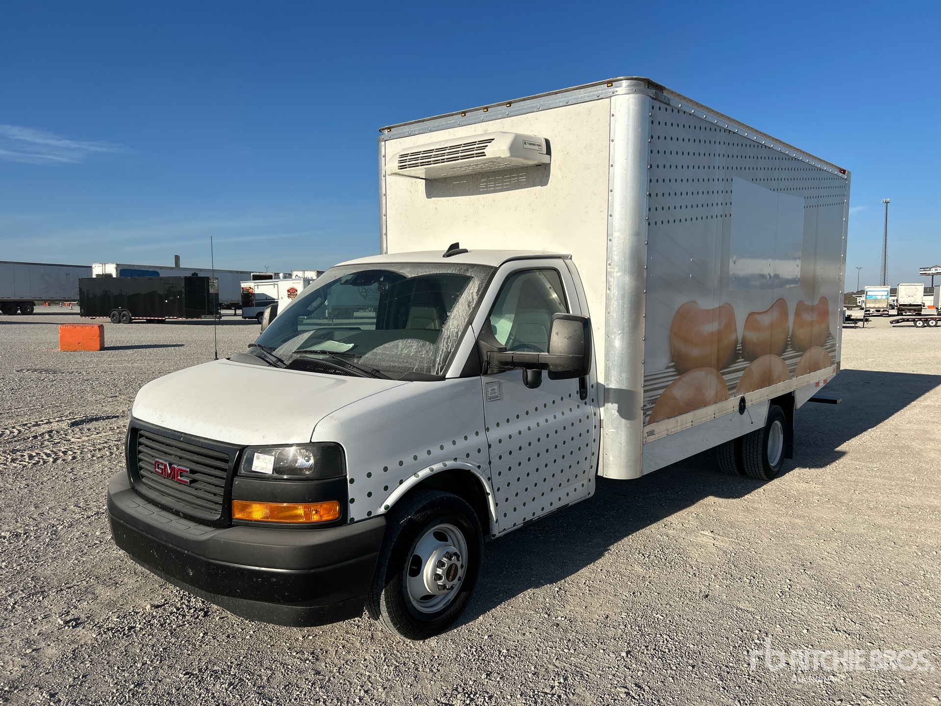 2024 GMC SAVANA G3500