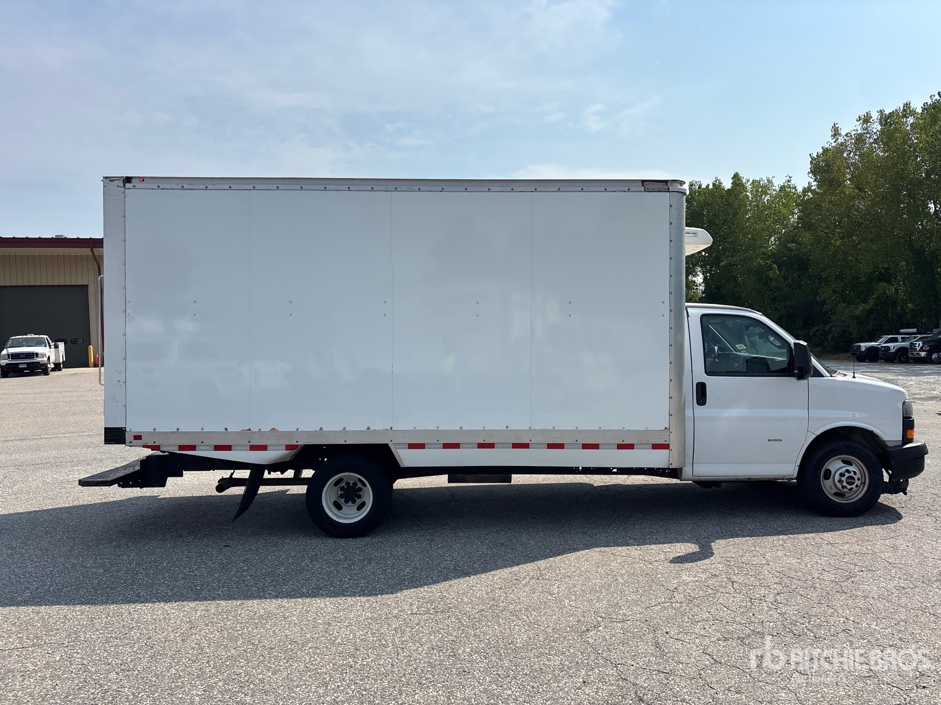 2024 GMC SAVANA 3500