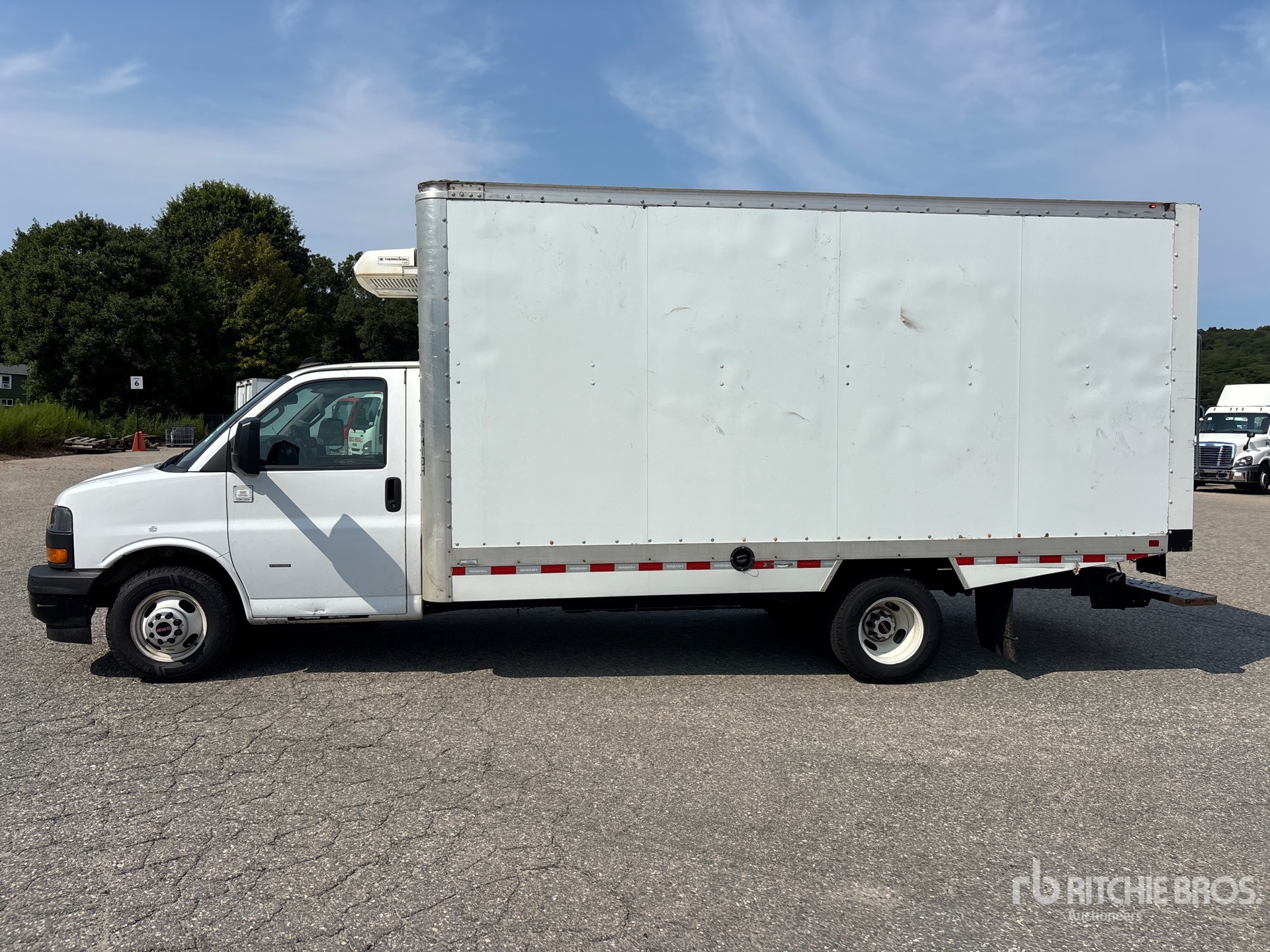 2024 GMC SAVANA 3500