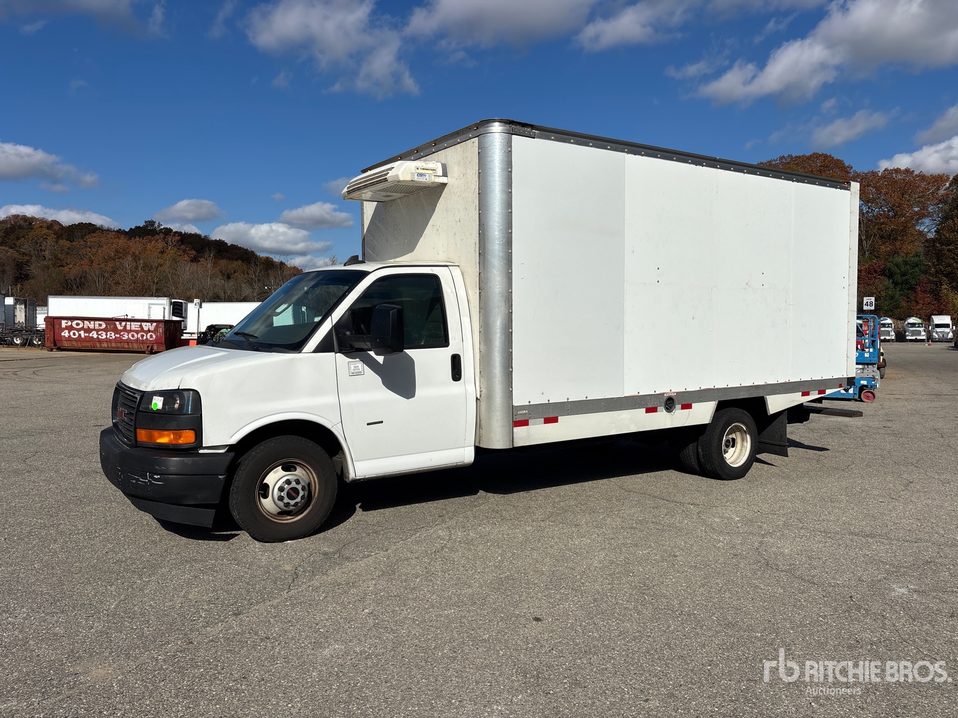 Photo of 2023 GMC SAVANA 3500